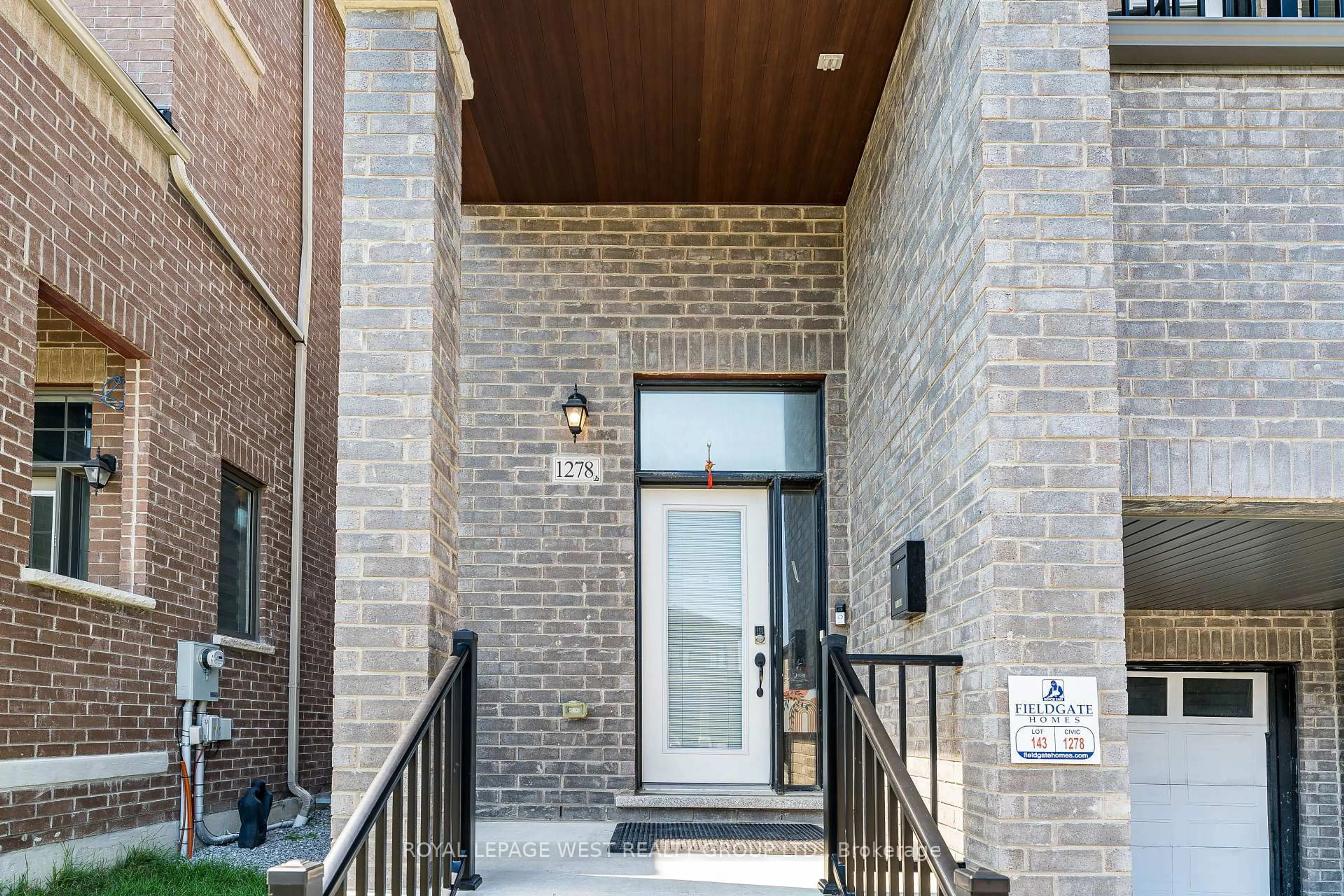 Unknown for 1278 Aquarius Tr, Pickering Ontario L1X 0L9