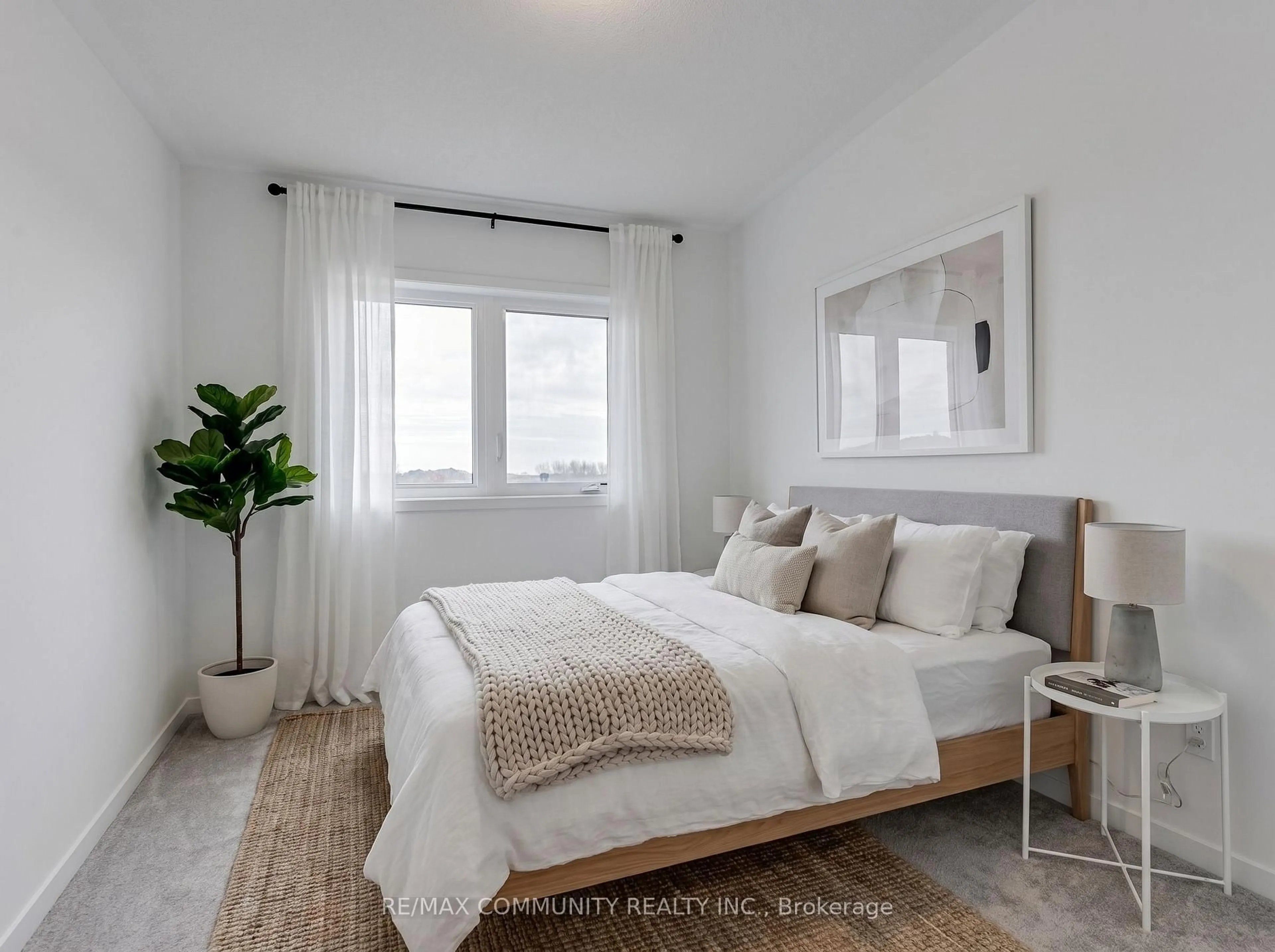 Bedroom with bed, unknown for 799 Heathrow Path, Oshawa Ontario L1H 7K5