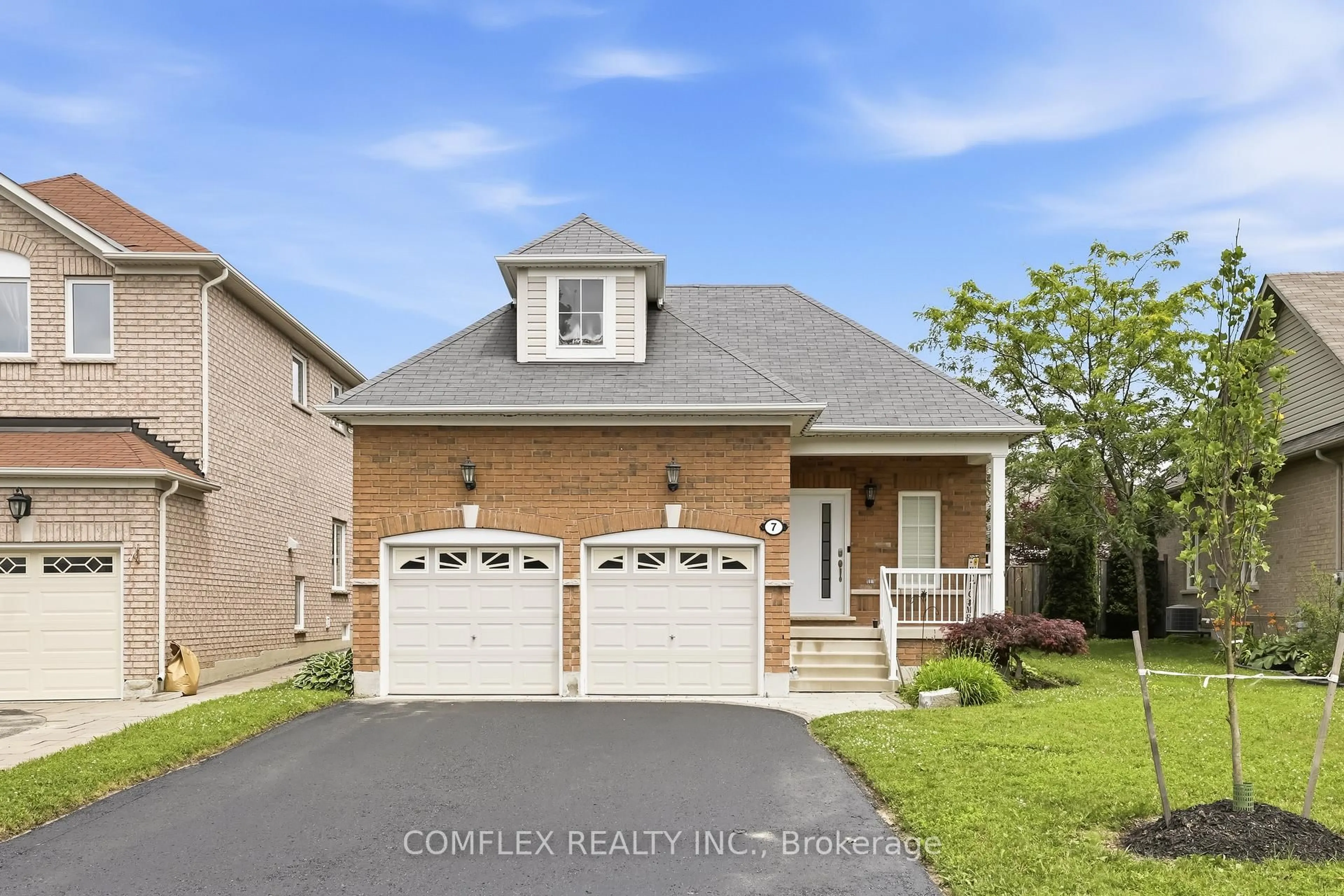 Home with brick exterior material, street for 7 Swindells St, Clarington Ontario L1C 0K3