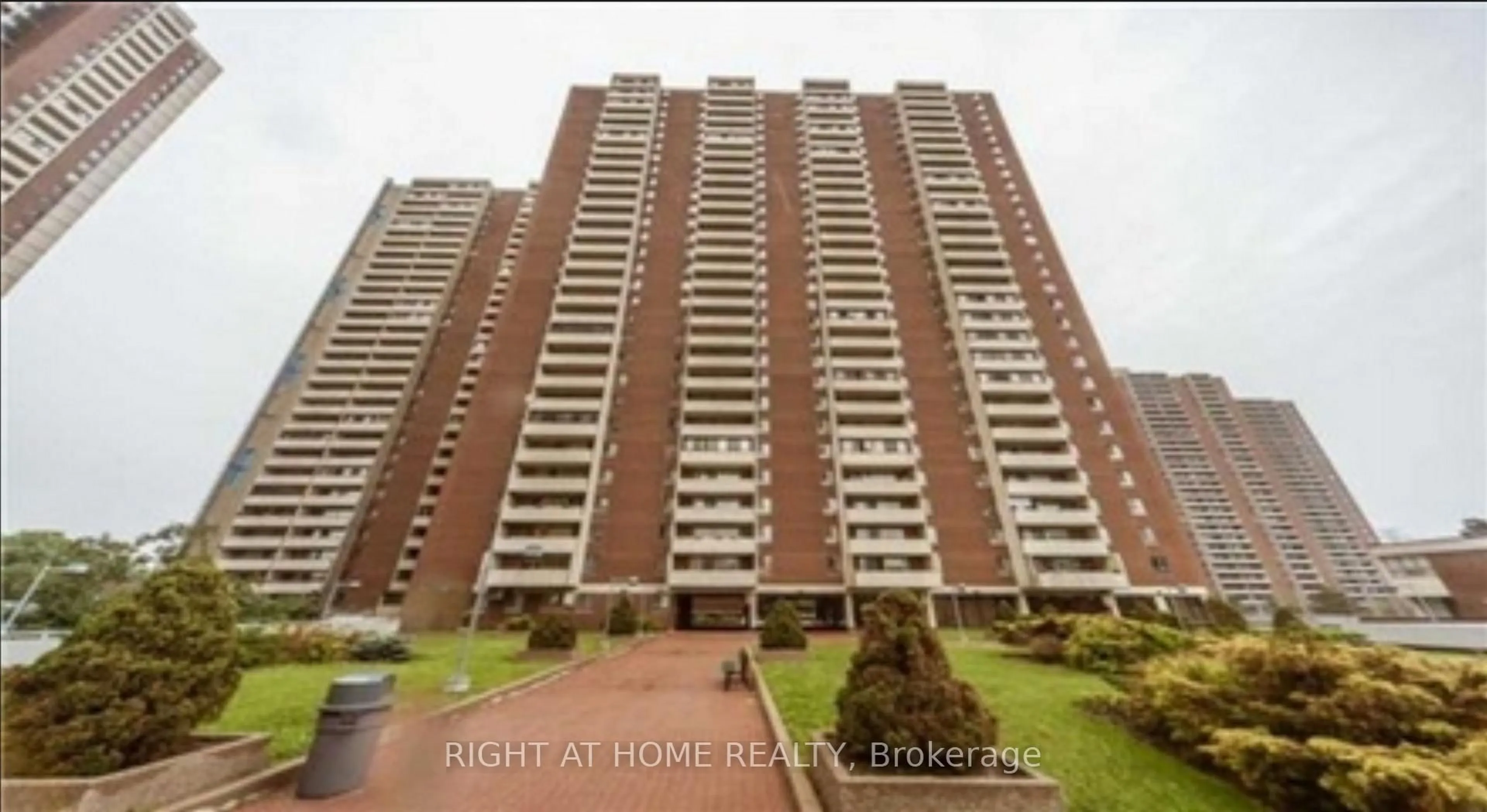 Unknown for 1 Massey Sq #2819, Toronto Ontario M4C 5L4