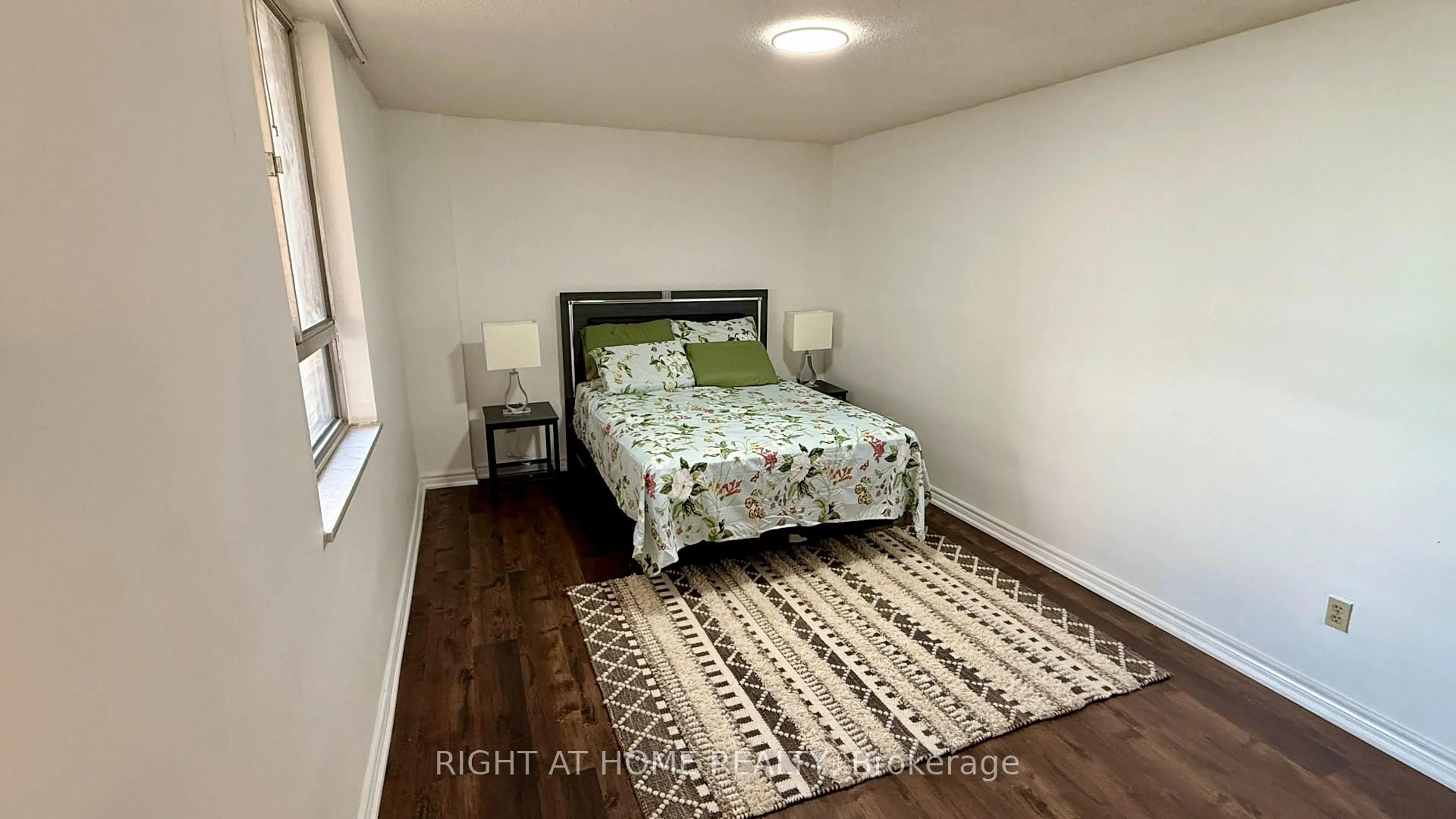 A pic of a room for 1 Massey Sq #2819, Toronto Ontario M4C 5L4