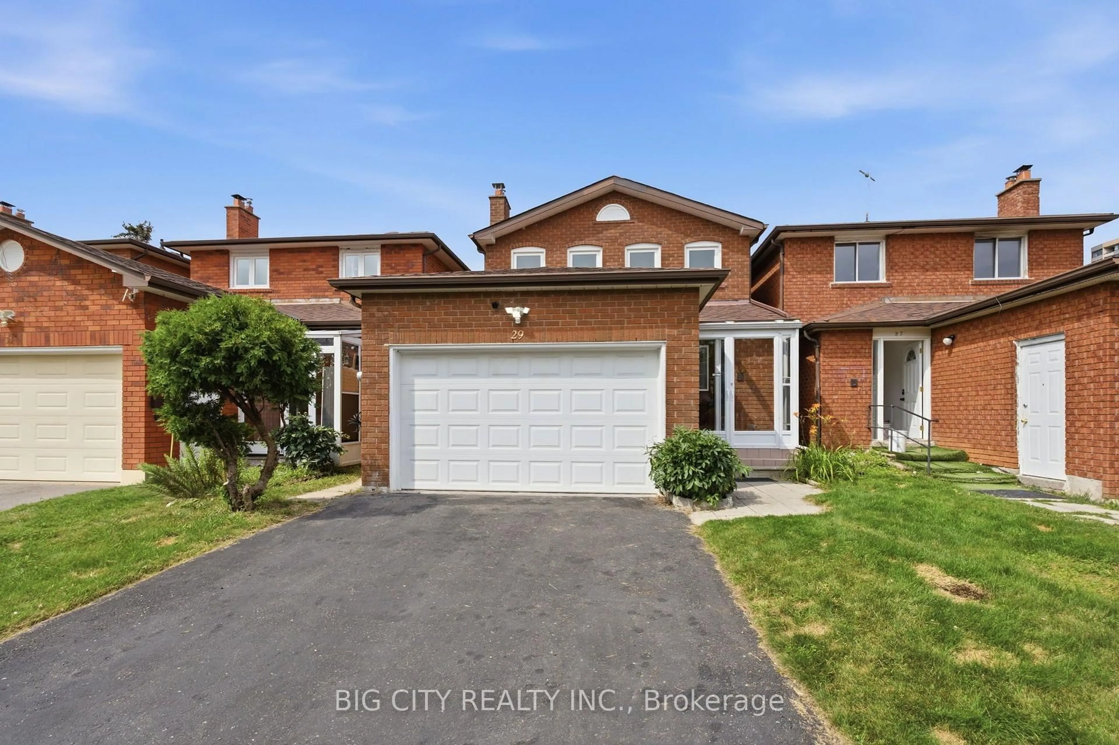Home with brick exterior material, street for 29 Rainthorpe Cres, Toronto Ontario M1W 3S6