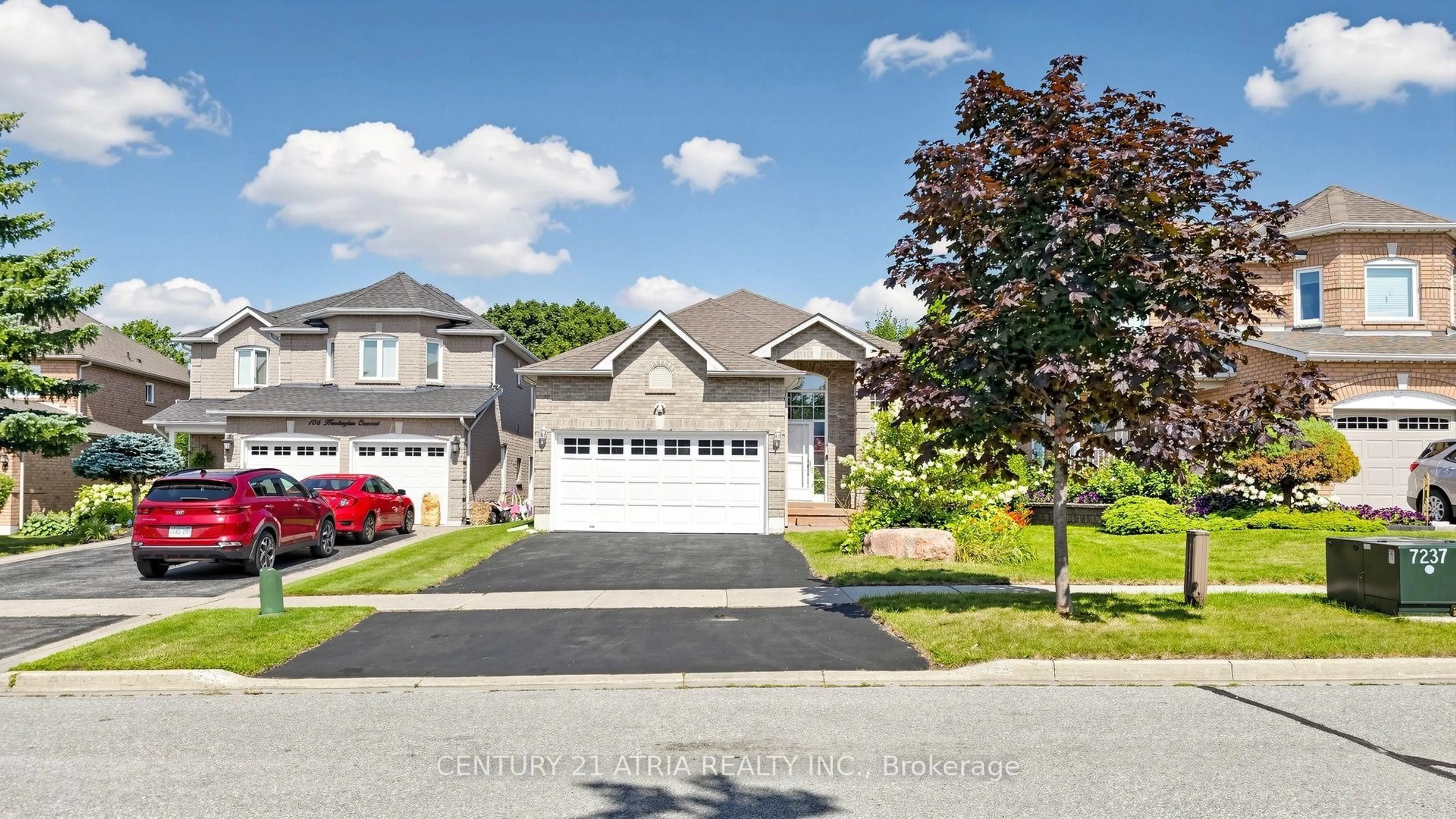Home with vinyl exterior material, street for 102 Huntington Cres, Clarington Ontario L1E 3C5
