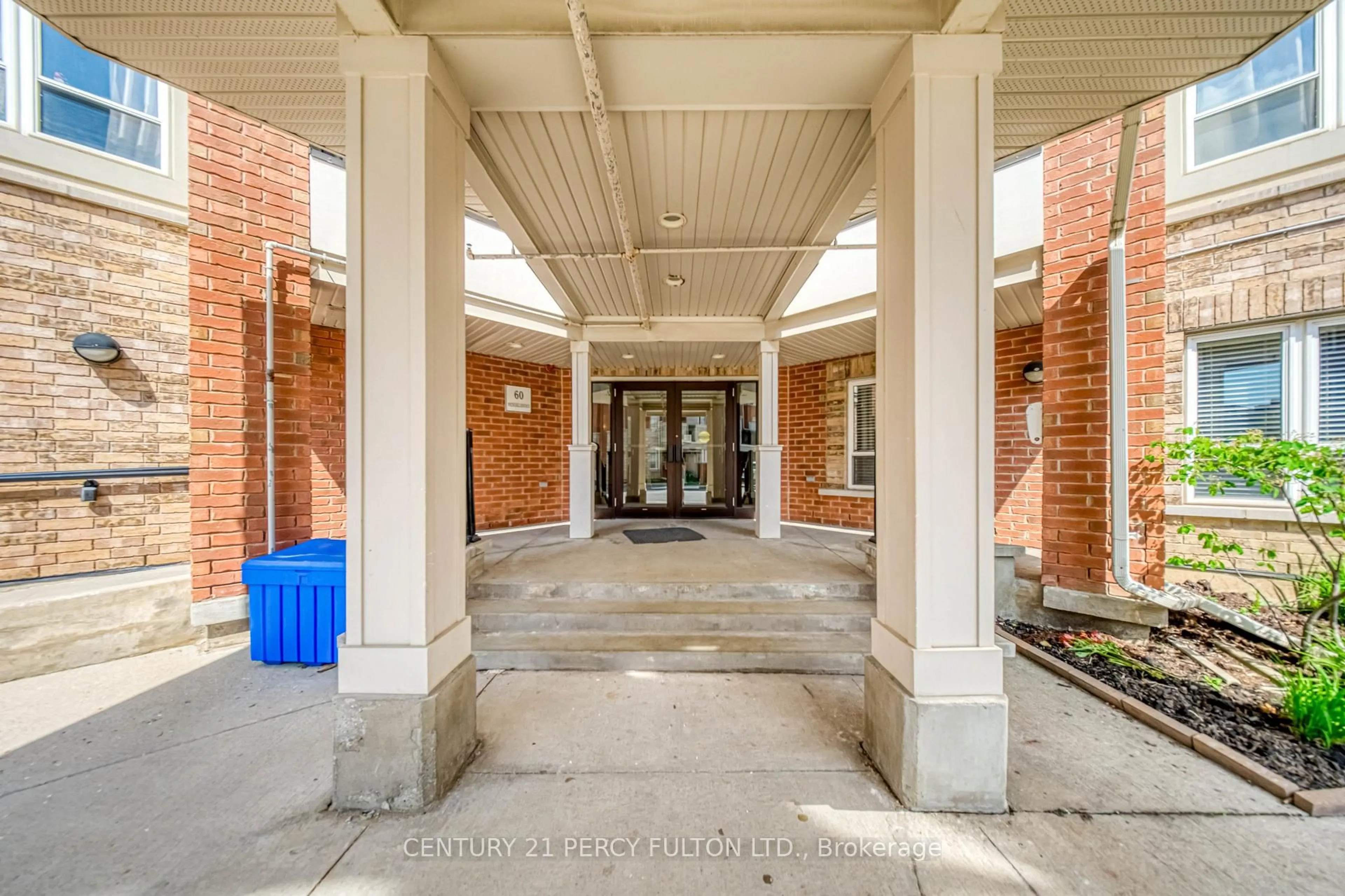 Indoor foyer for 60 Mendelssohn St #203, Toronto Ontario M1L 0G9