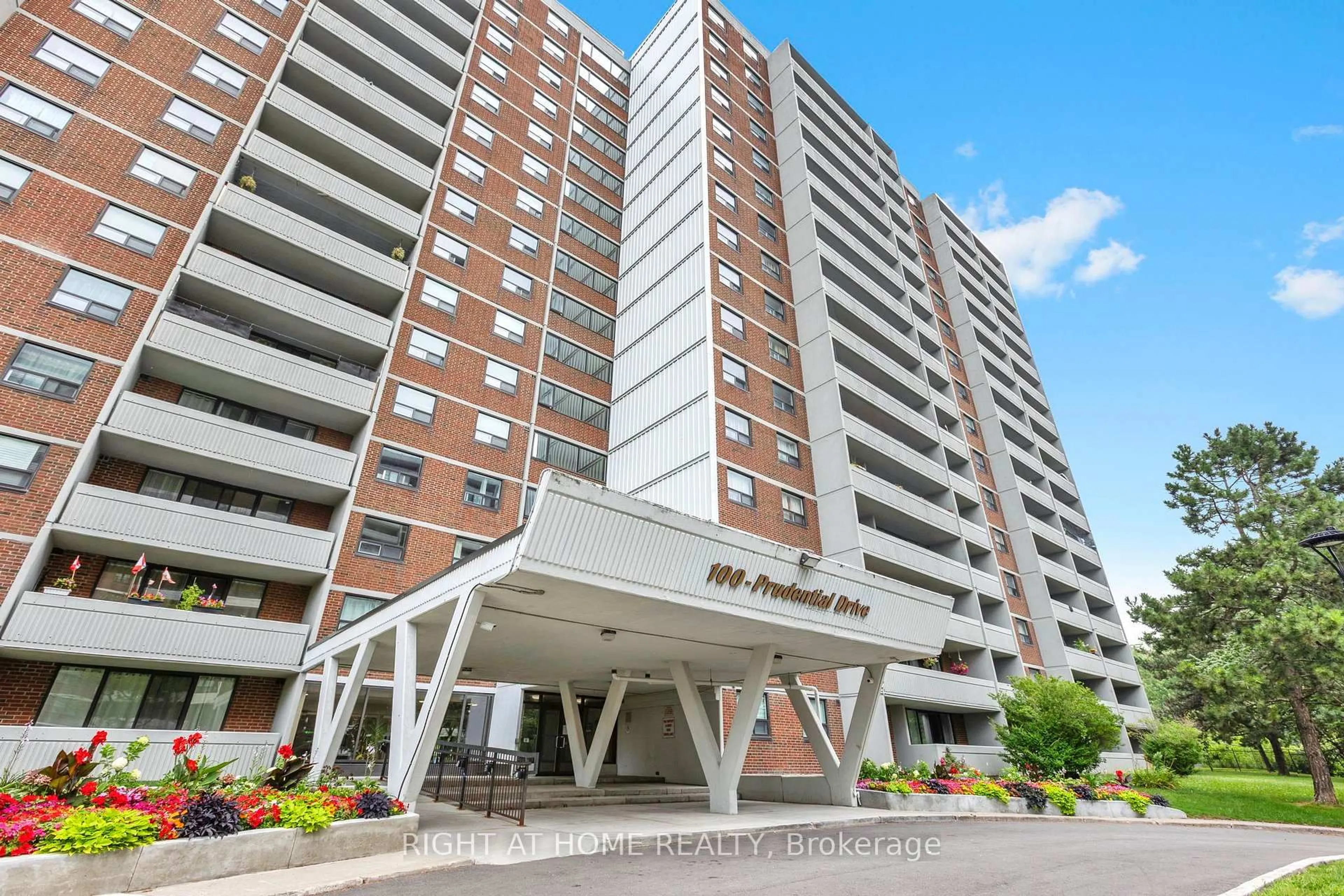 Unknown for 100 Prudential Dr #1608, Toronto Ontario M1P 4V4