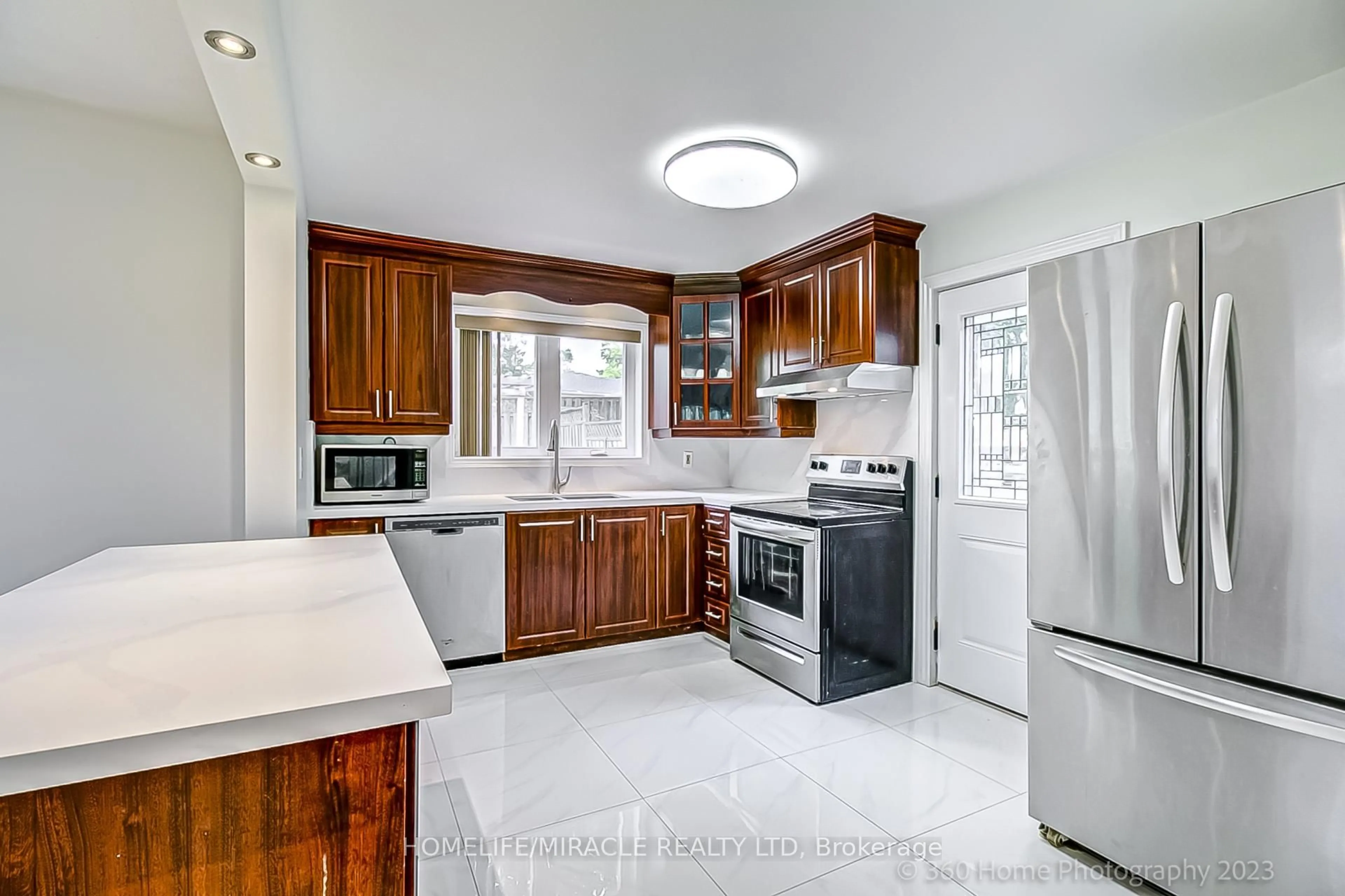 Unknown for 137 Merkley Sq, Toronto Ontario M1G 2Y5
