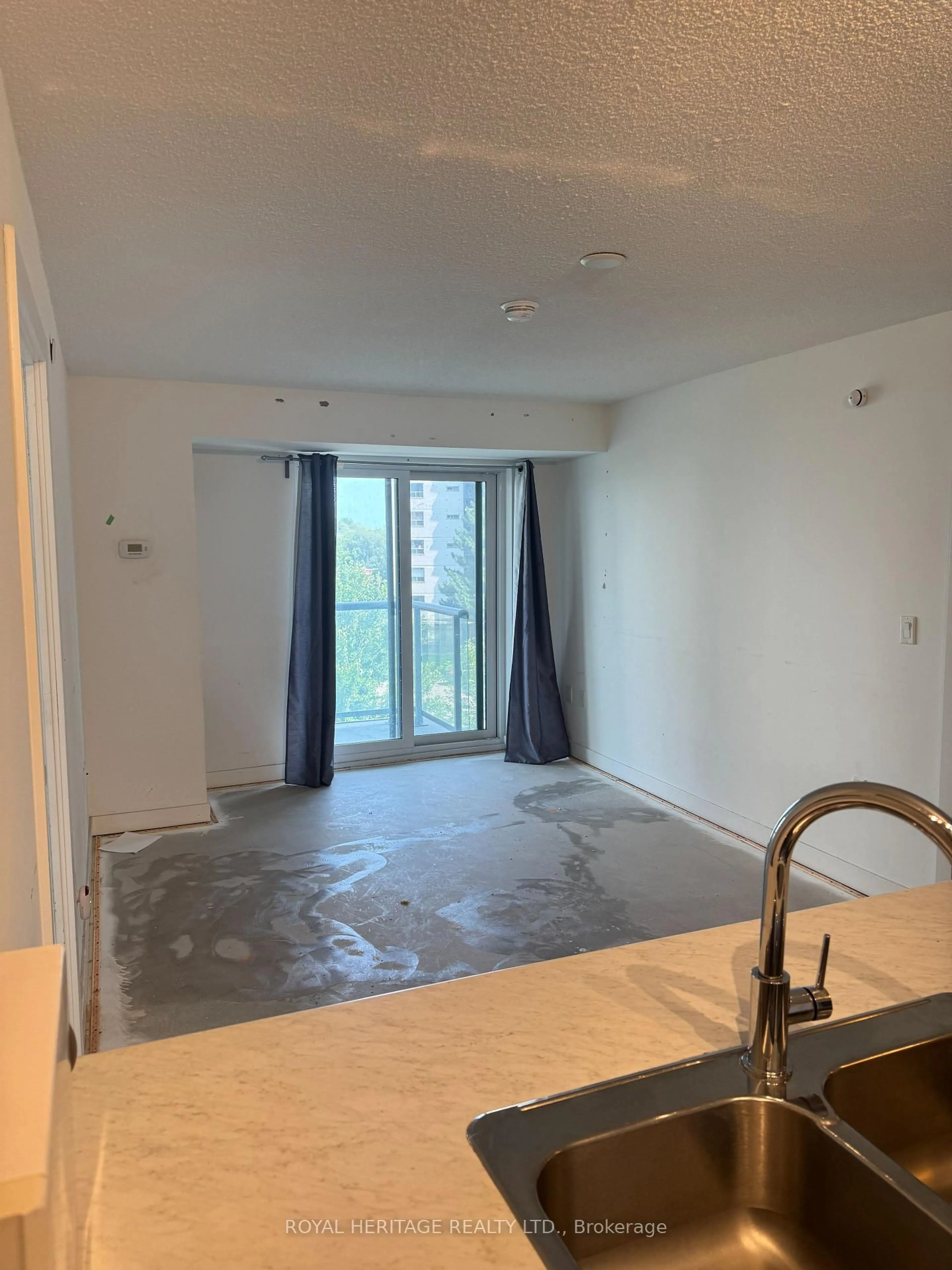 A pic of a room for 1346 Danforth Rd #403, Toronto Ontario M1J 0A9