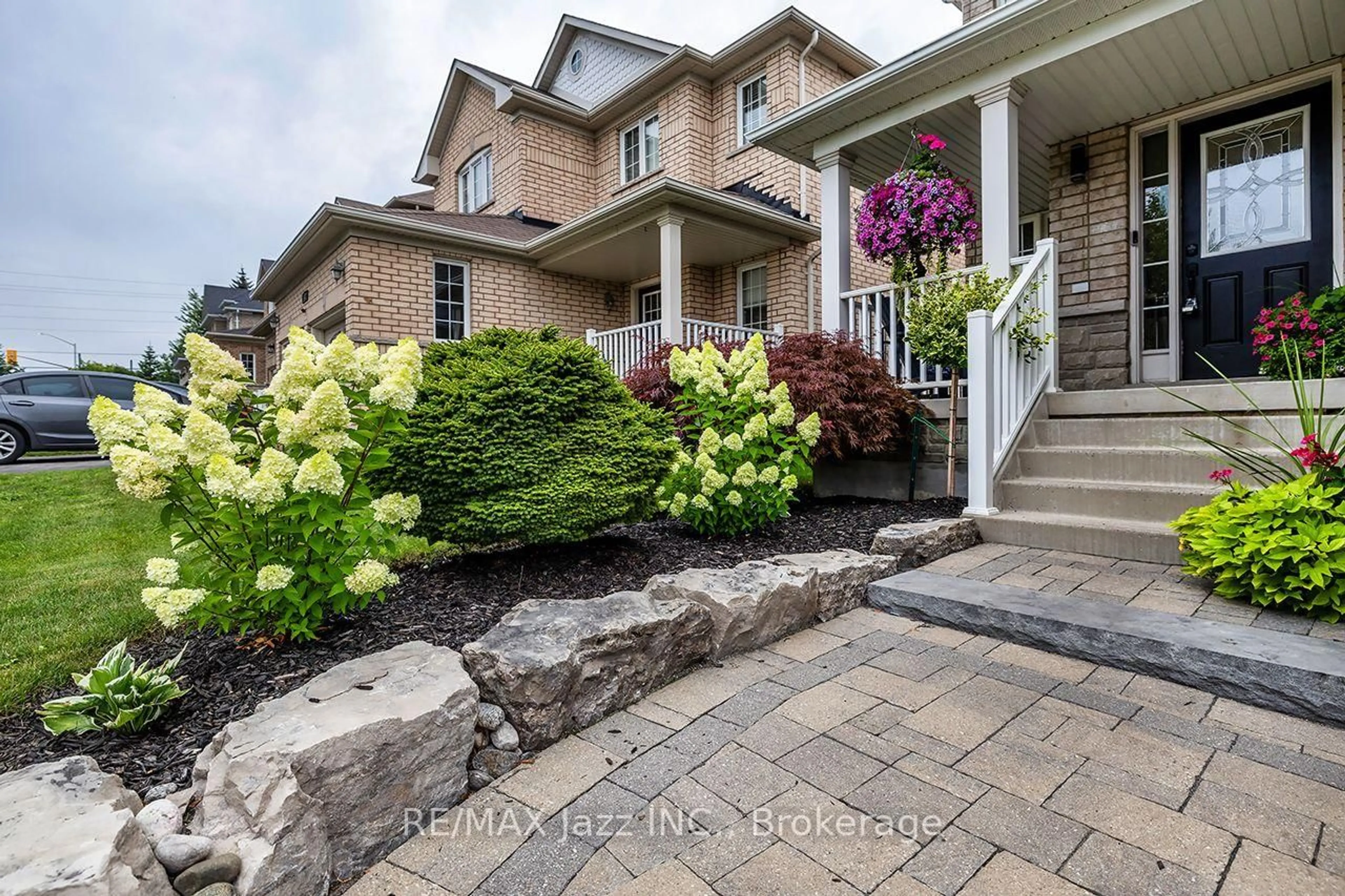 Home with brick exterior material, street for 458 Longworth Ave, Clarington Ontario L1C 0E1