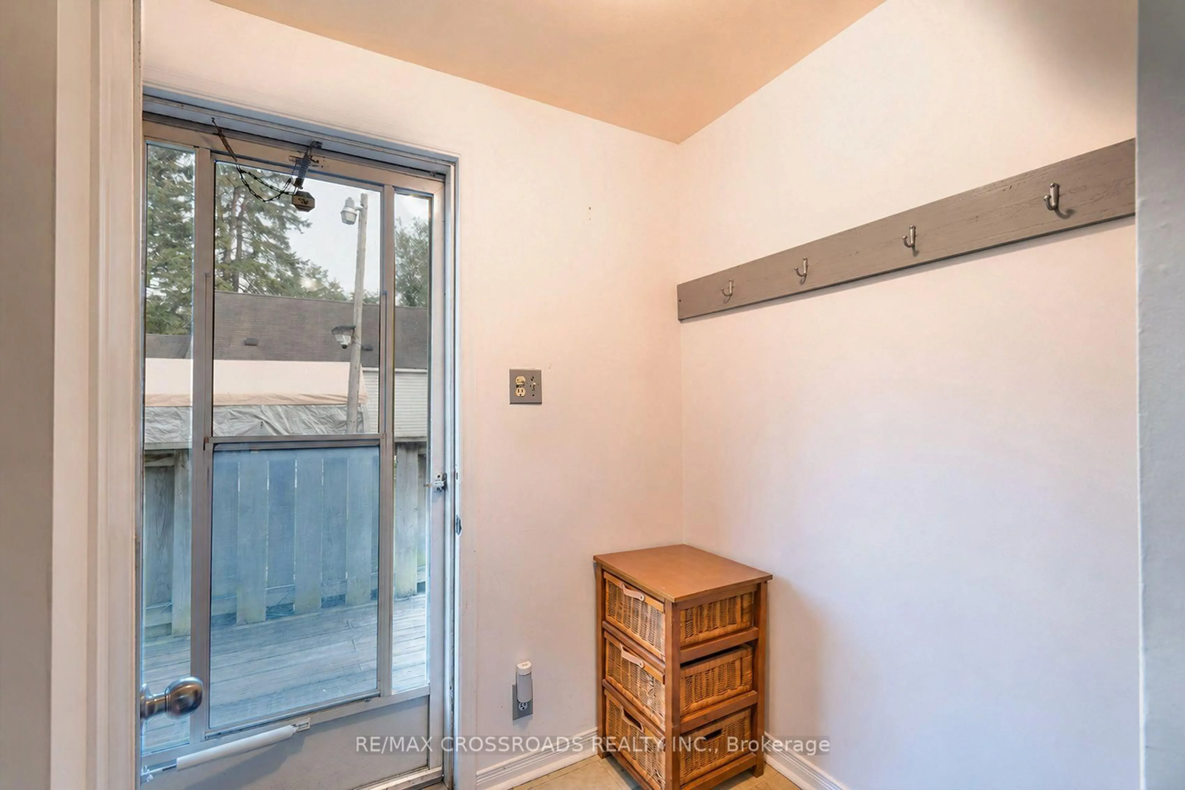 Unknown for 368 Cedar Valley Blvd, Oshawa Ontario L1G 3W3