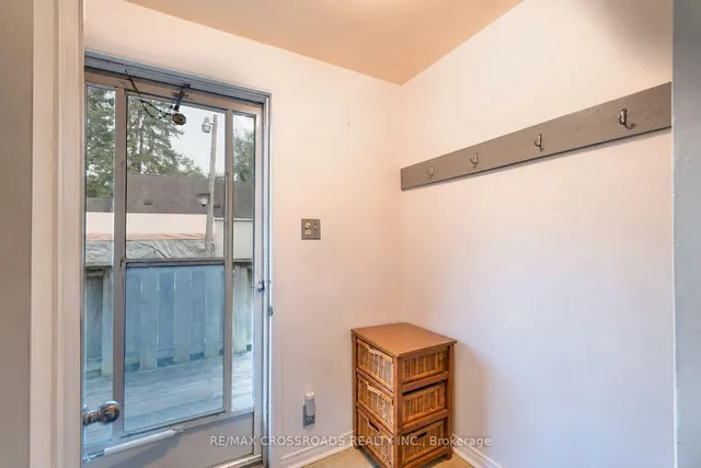 368 Cedar Valley Blvd, Oshawa 4