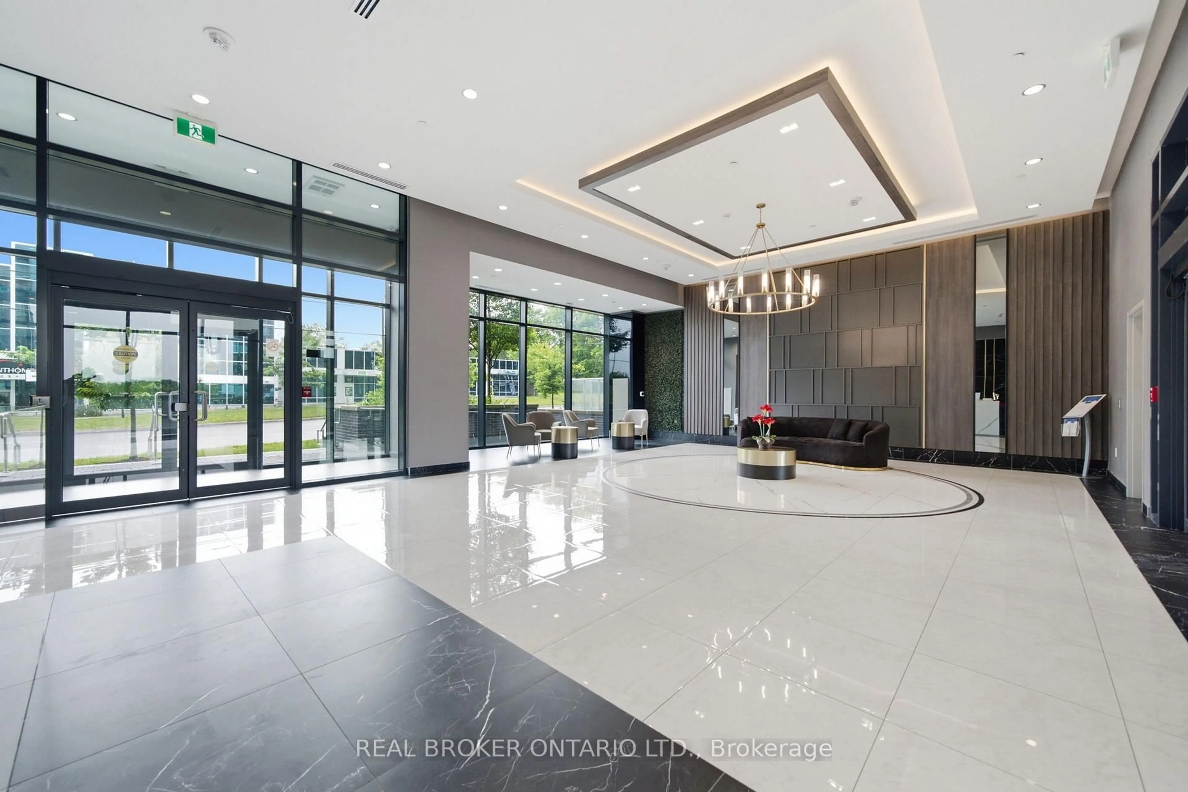 Indoor foyer for 3220 Sheppard Ave #701, Toronto Ontario M1T 0B7
