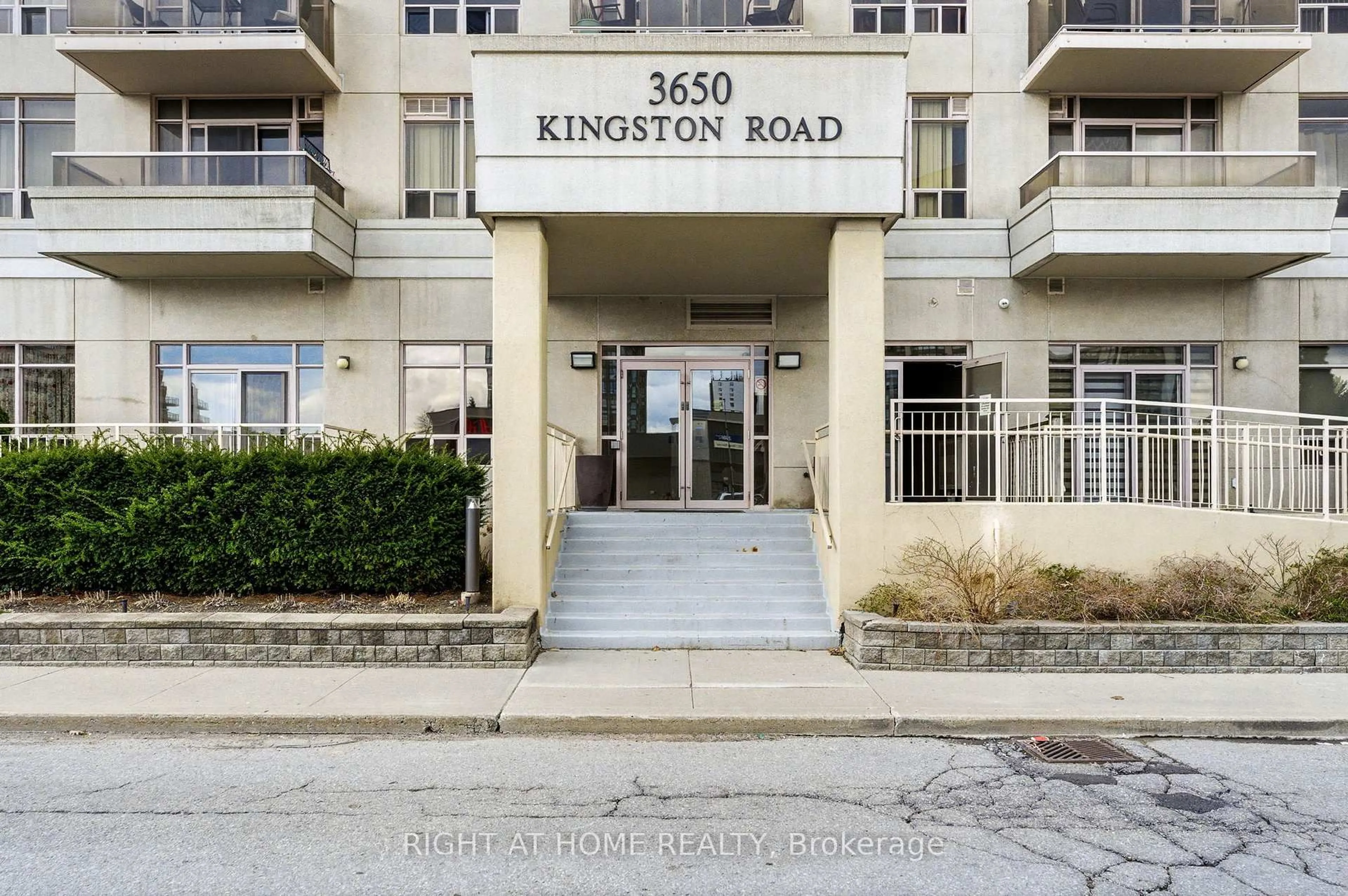 Unknown for 3650 Kingston Rd #PH01, Toronto Ontario M1M 3X9