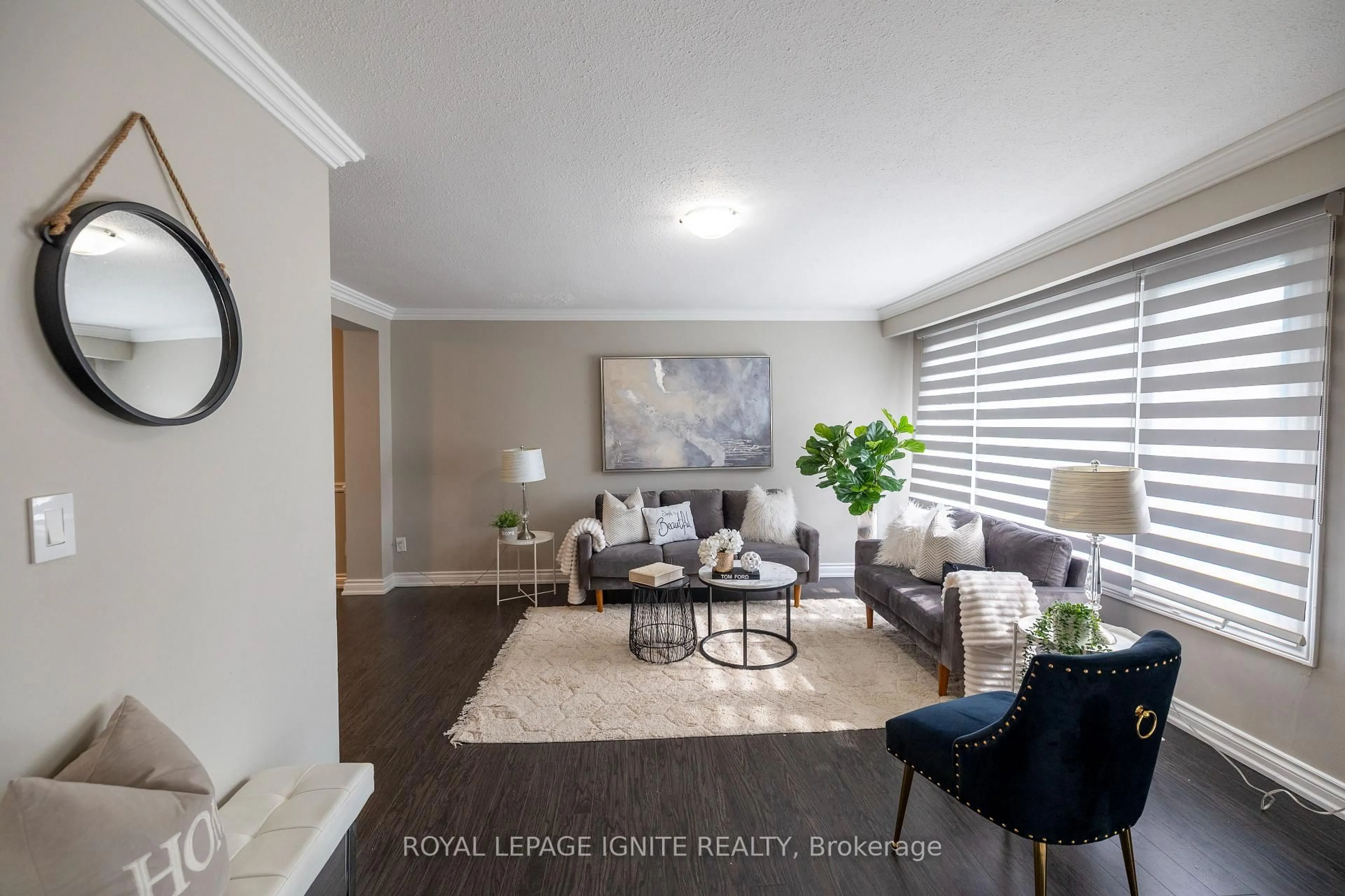 Living room with furniture, wood/laminate floor for 803 Fairview Ave, Pickering Ontario L1W 1M7