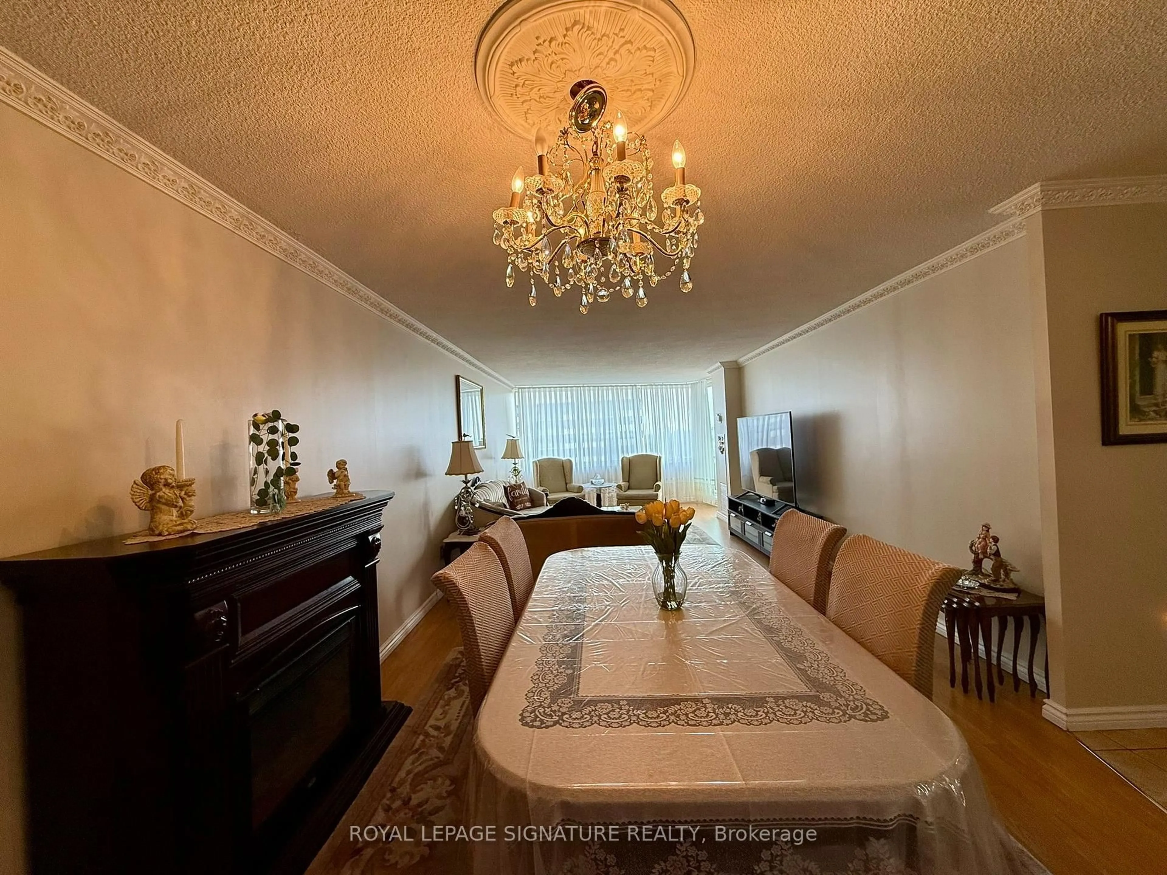 Dining room, wood/laminate floor for 65 Huntingdale Blvd #1402, Toronto Ontario M1W 2P1