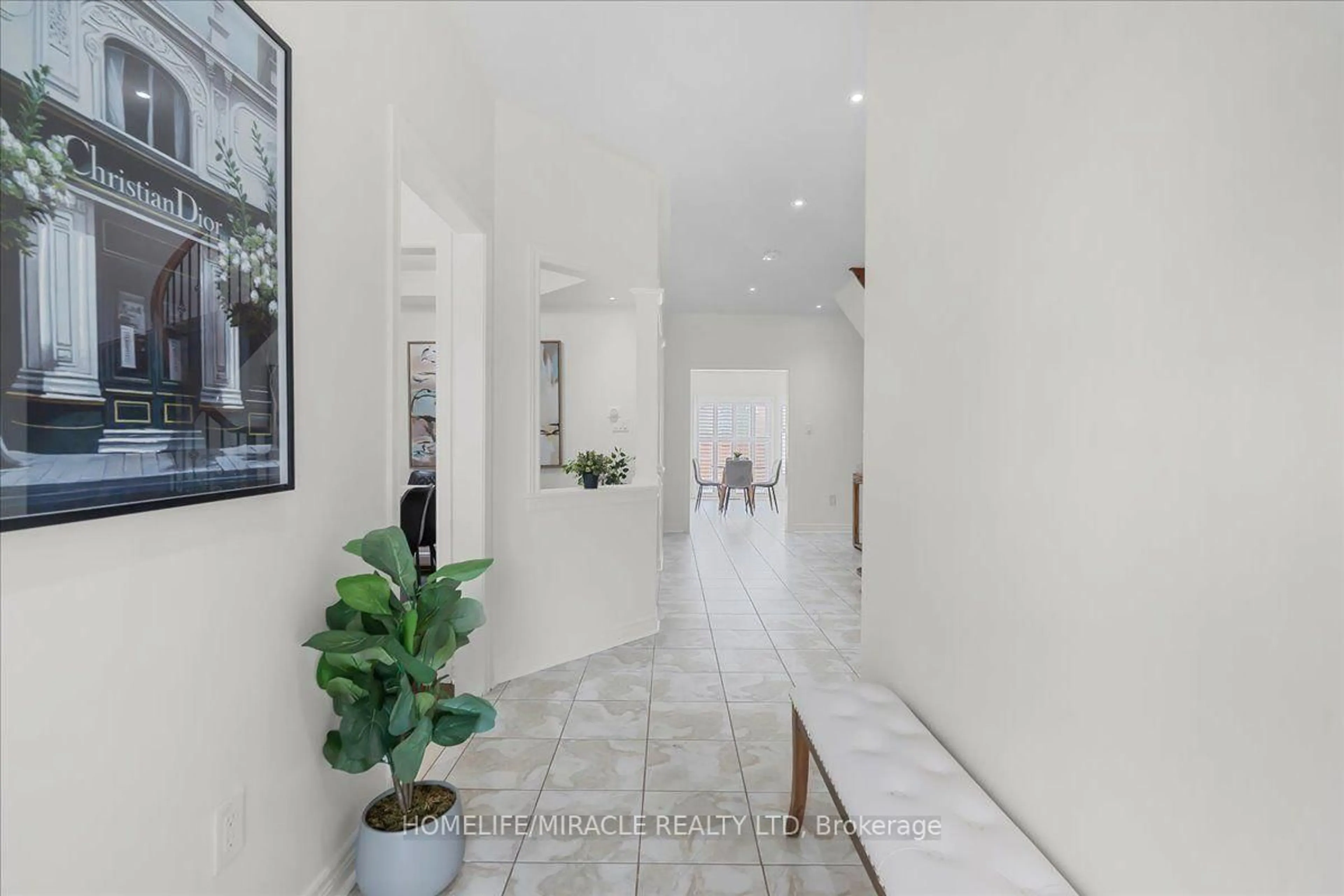 Indoor foyer for 141 Atherton Ave, Ajax Ontario L1T 0L5