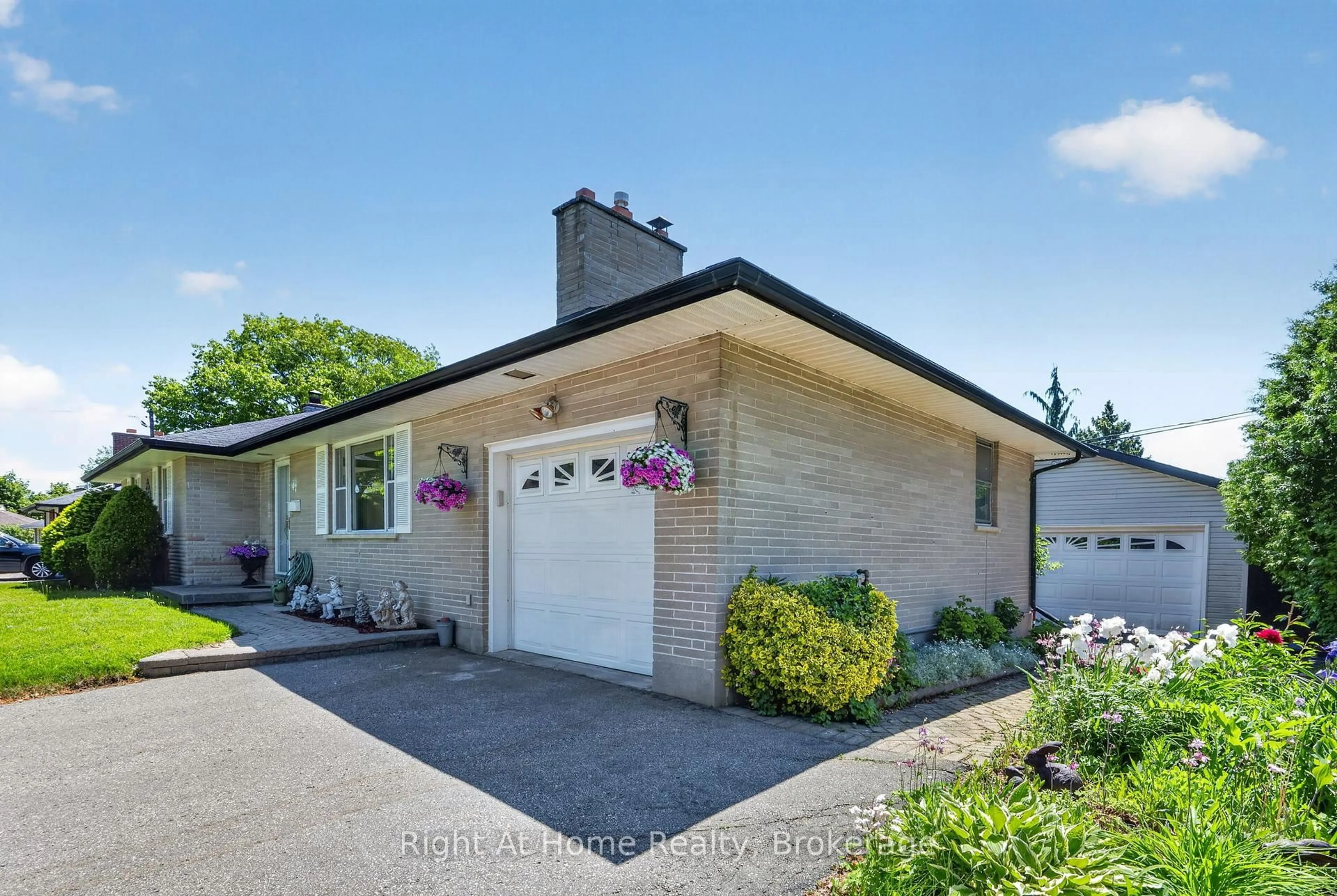 Home with brick exterior material, street for 47 Churchill Ave, Oshawa Ontario L1G 3K5