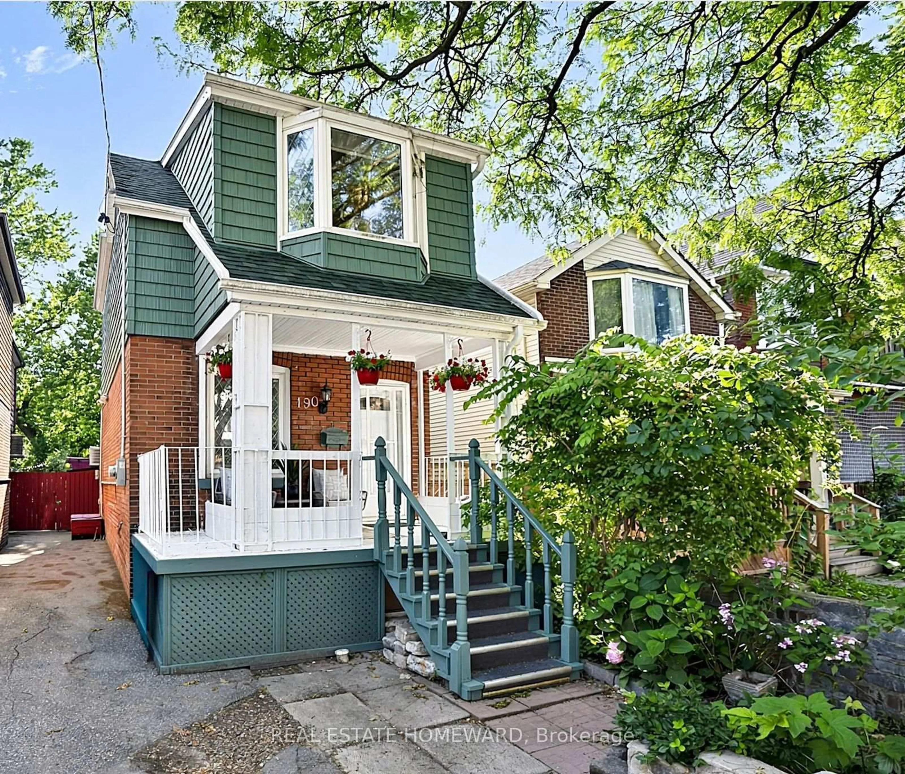 Unknown for 190 Rhodes Ave, Toronto Ontario M4L 3A1