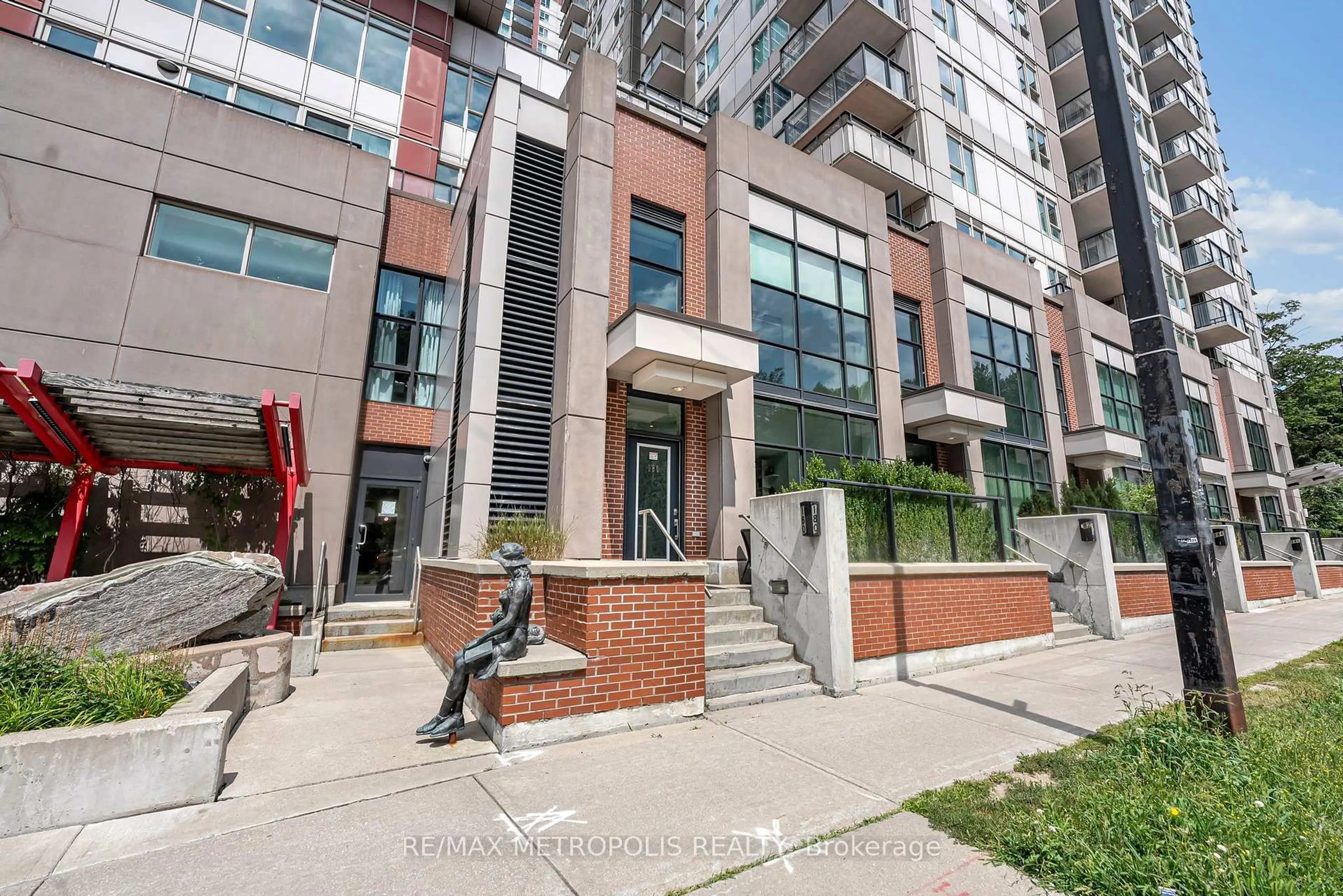 Unknown for 180 Borough Dr, Toronto Ontario M1P 0B5