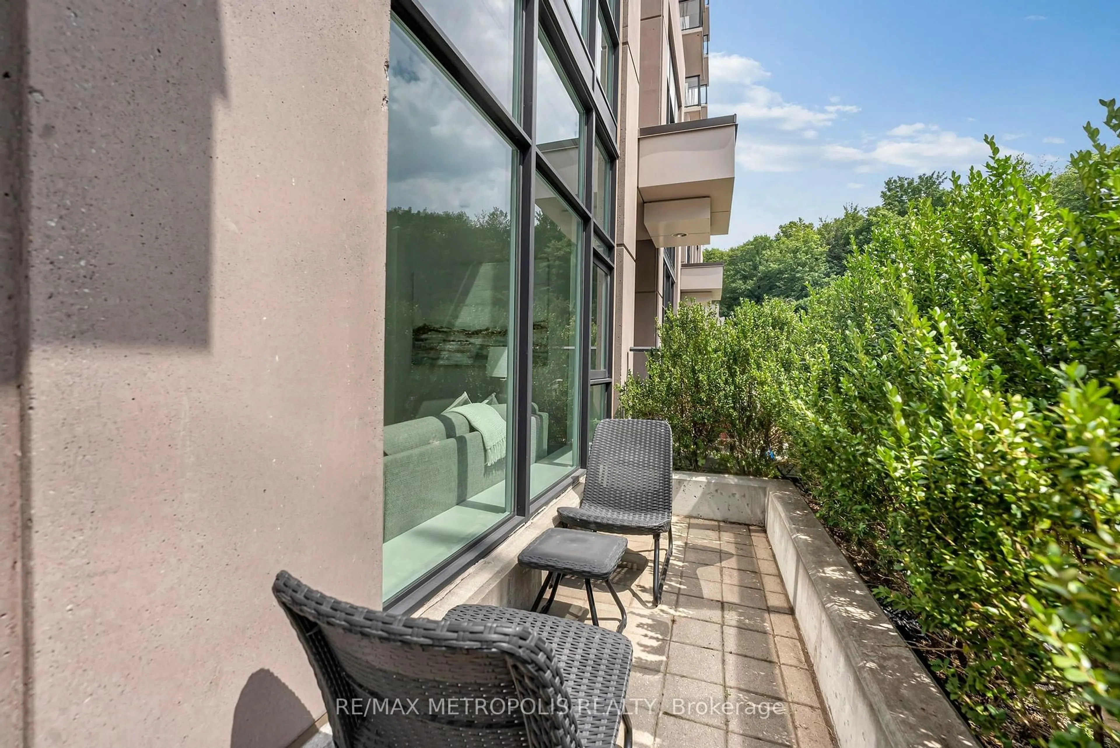 Balcony in the apartment, unknown for 180 Borough Dr, Toronto Ontario M1P 0B5