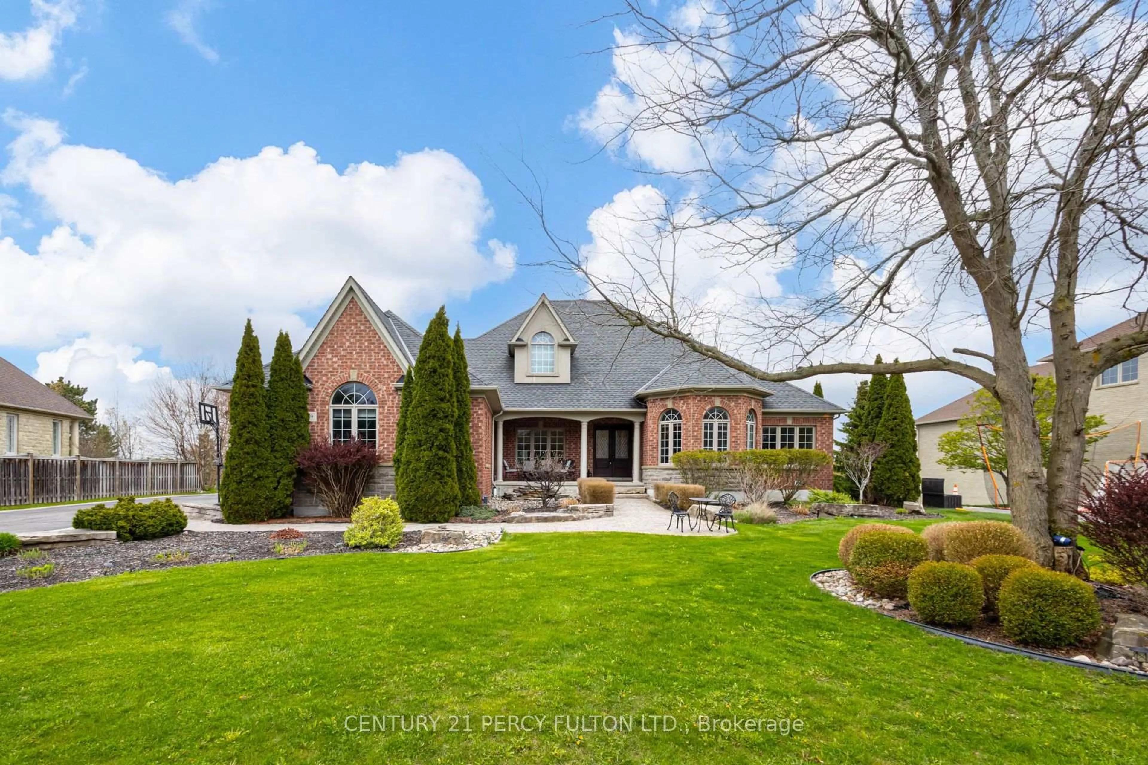 Home with brick exterior material, unknown for 19 Wilson House Dr, Whitby Ontario L0B 1A0