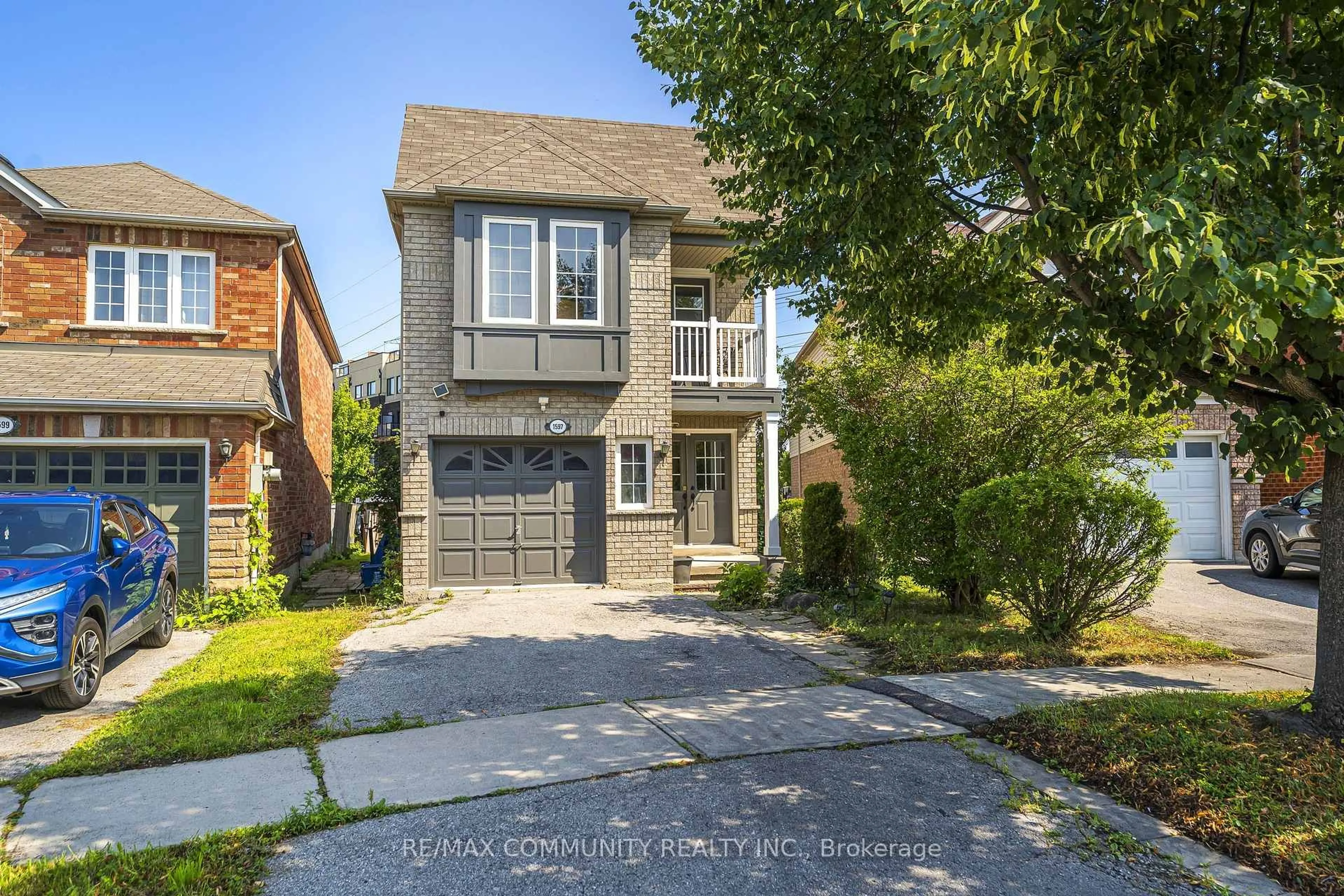 Home with brick exterior material, street for 1597 Avonmore Sq, Pickering Ontario L1V 7H5