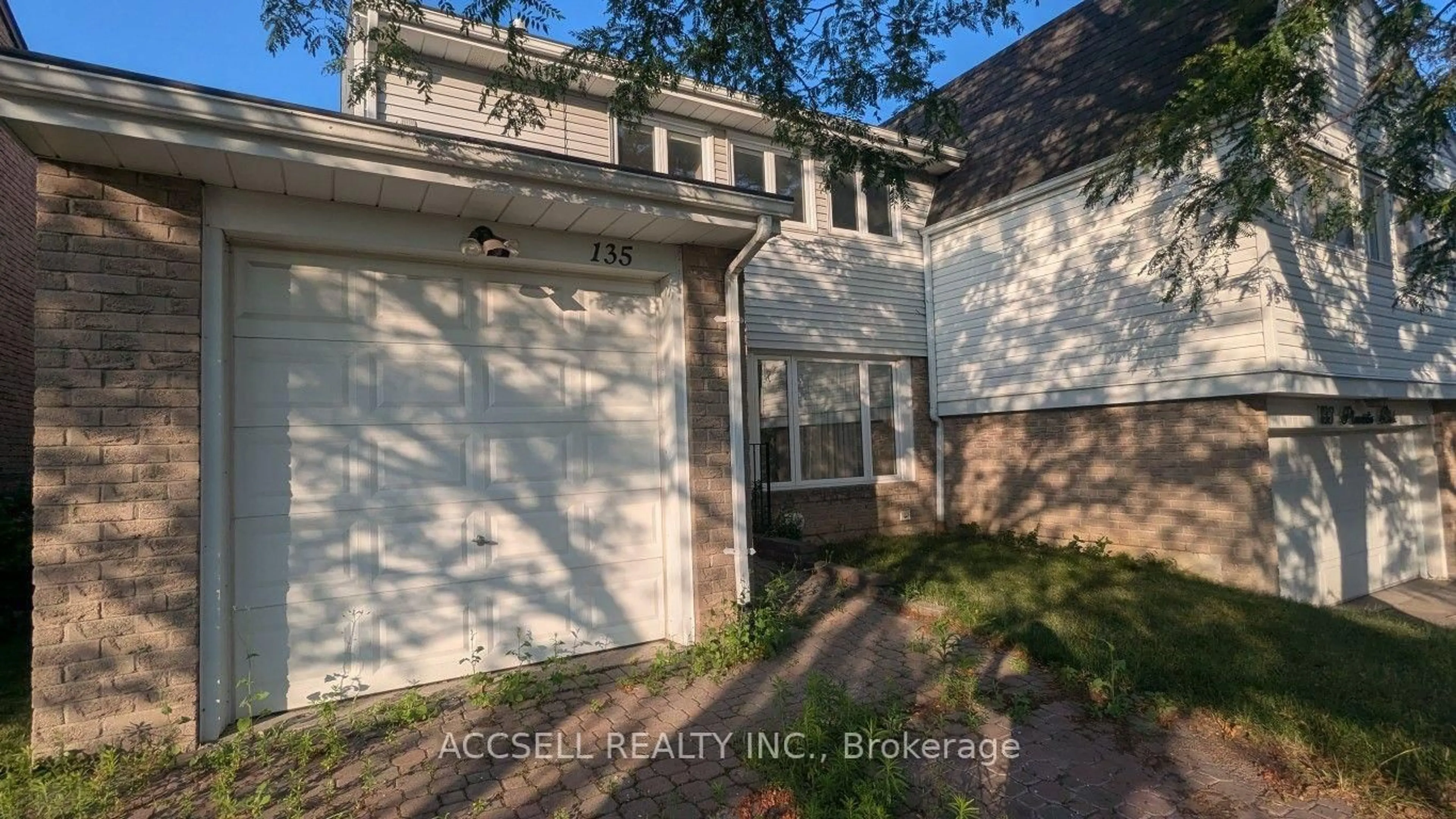 Unknown for 135 Placentia Blvd, Toronto Ontario M1S 4G8