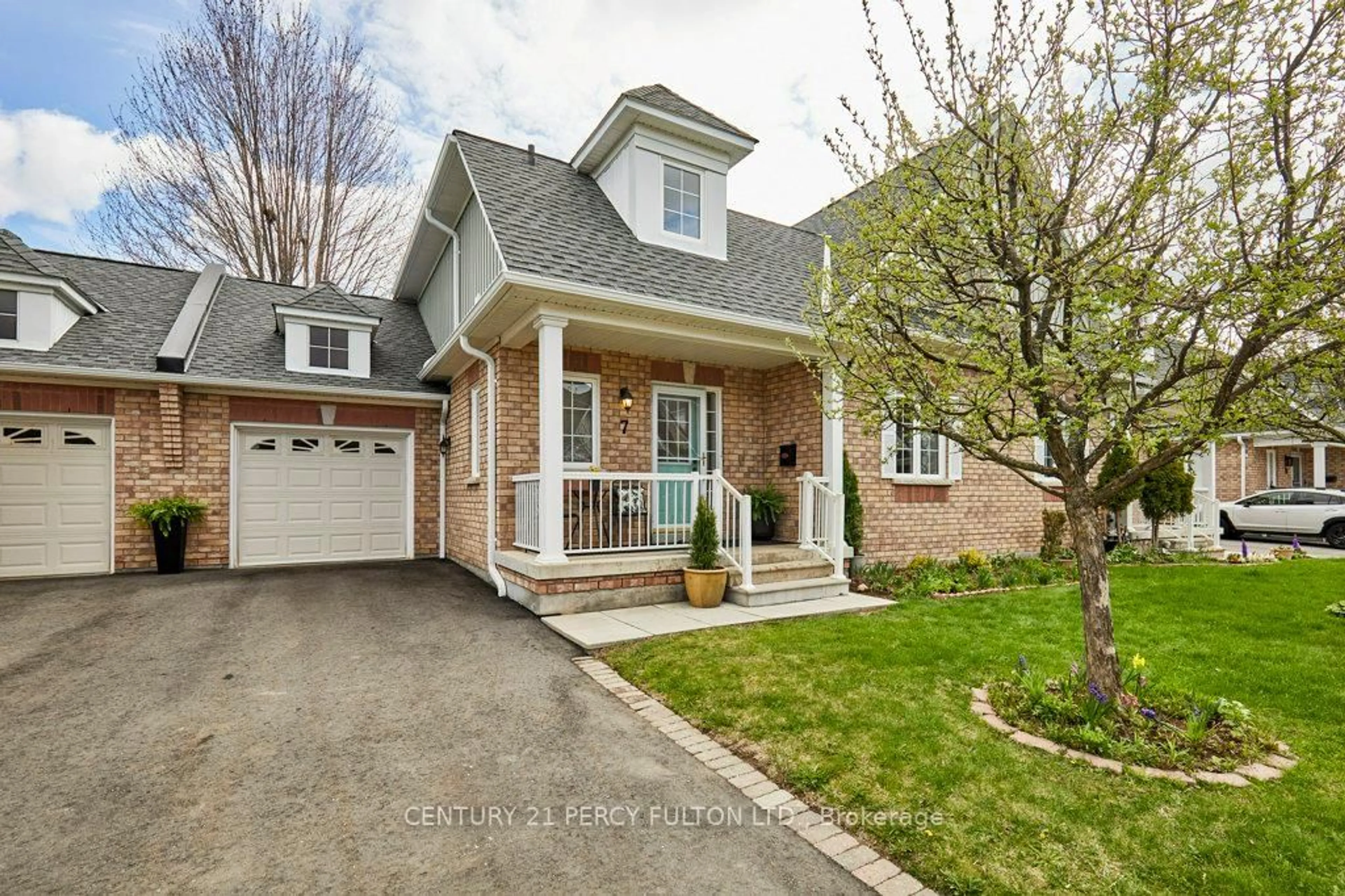 Home with brick exterior material, street for 7 Gidley Lane #G7, Ajax Ontario L1T 4Z7