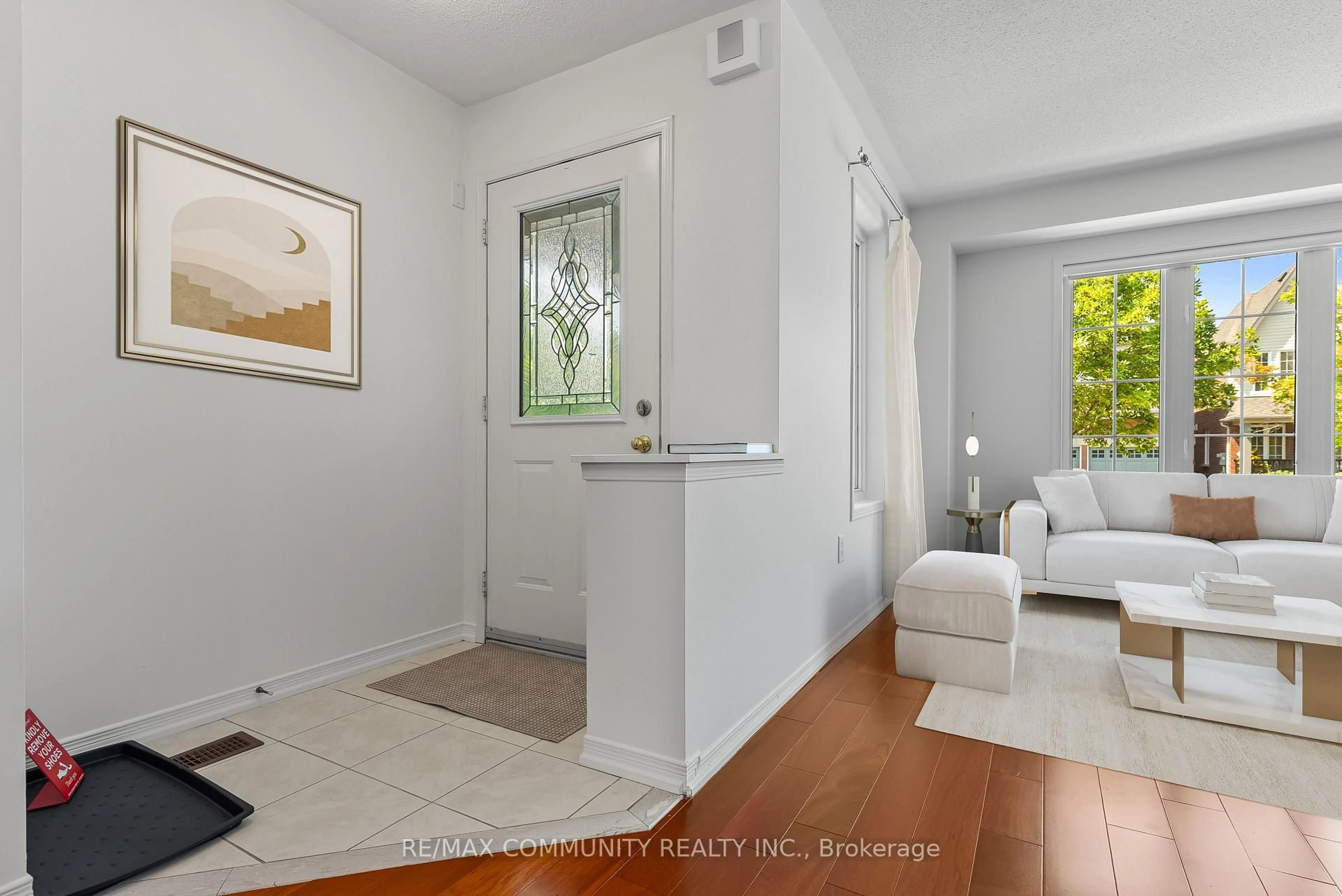 Indoor entryway for 54 Morland Cres, Ajax Ontario L1T 4P5