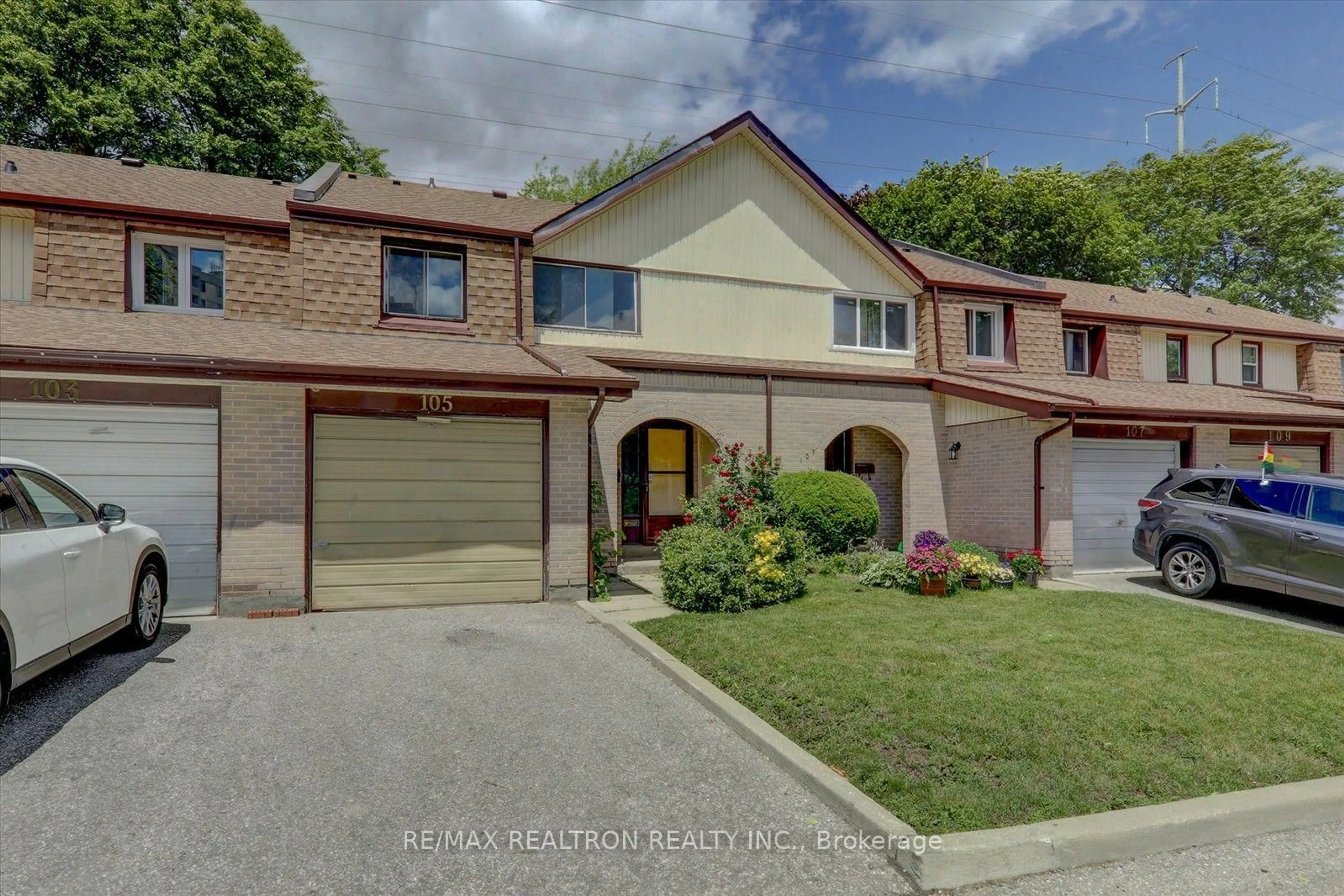 Home with brick exterior material, street for 10 Livonia Pl #105, Toronto Ontario M1E 4W6
