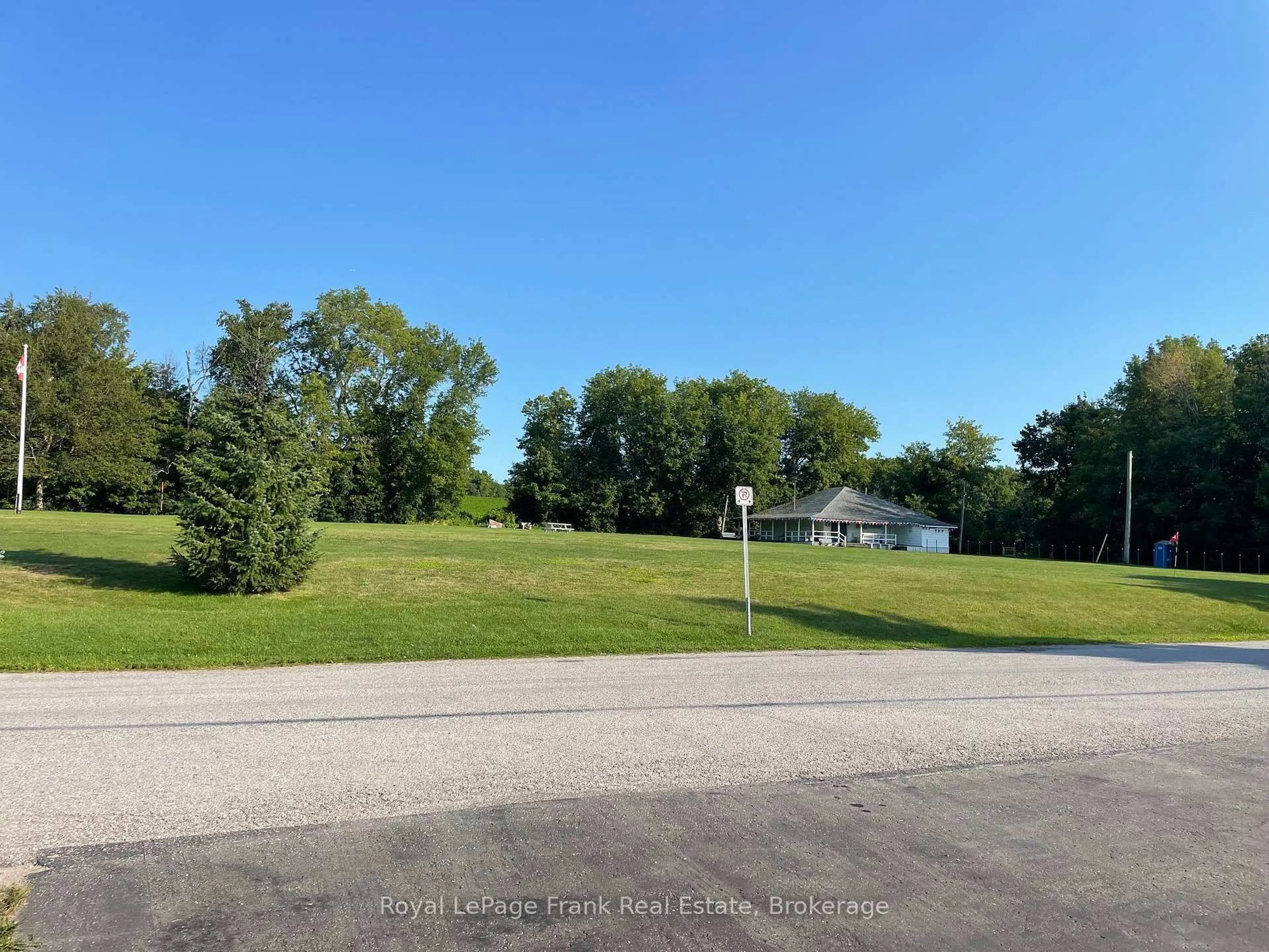 A pic from outside/outdoor area/front of a property/back of a property/a pic from drone, water/lake/river/ocean view for 188 Williams Point Rd, Scugog Ontario L0B 1E0