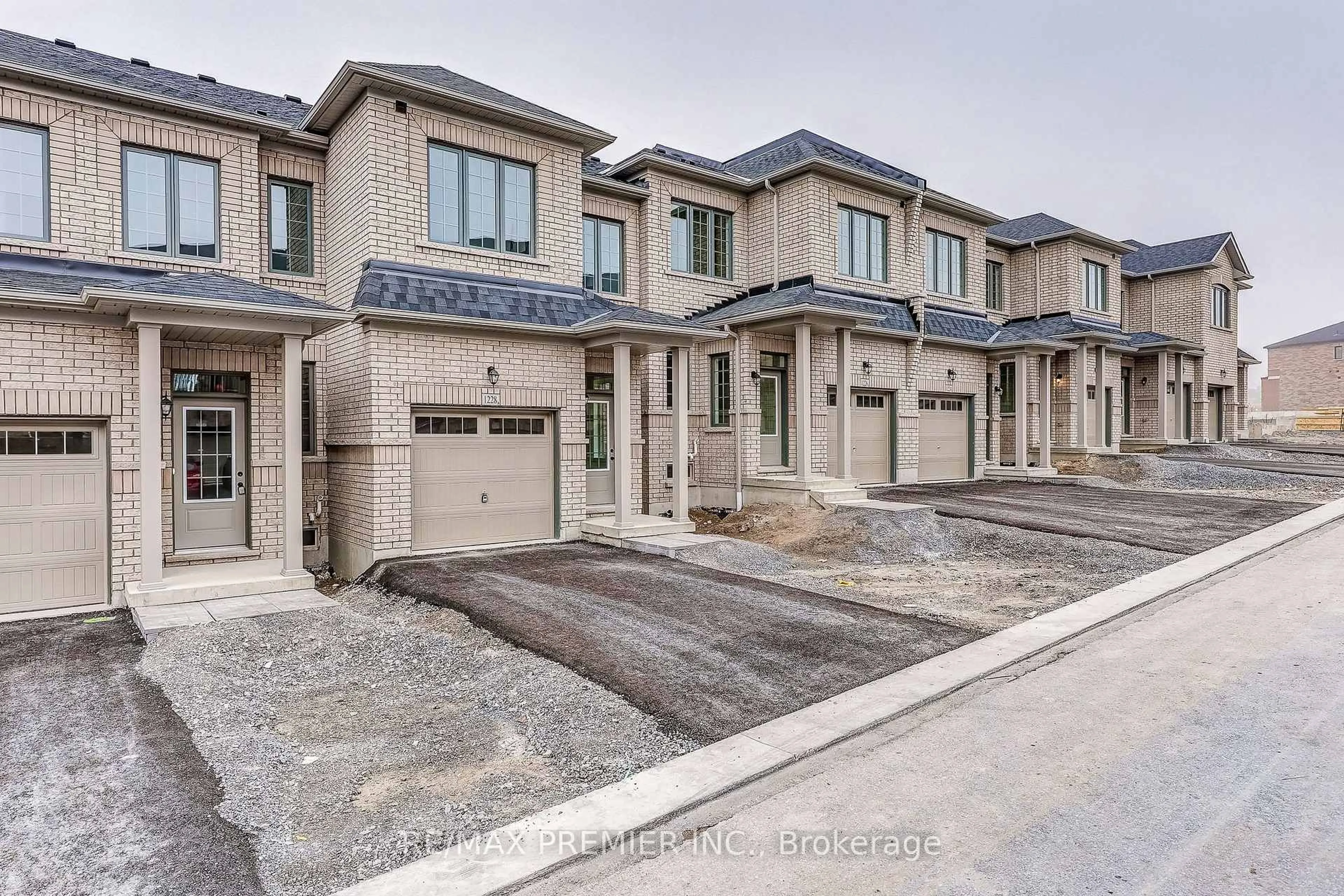 Unknown for 1228 Elizabeth Mackenzie Dr, Pickering Ontario L1X 0S3