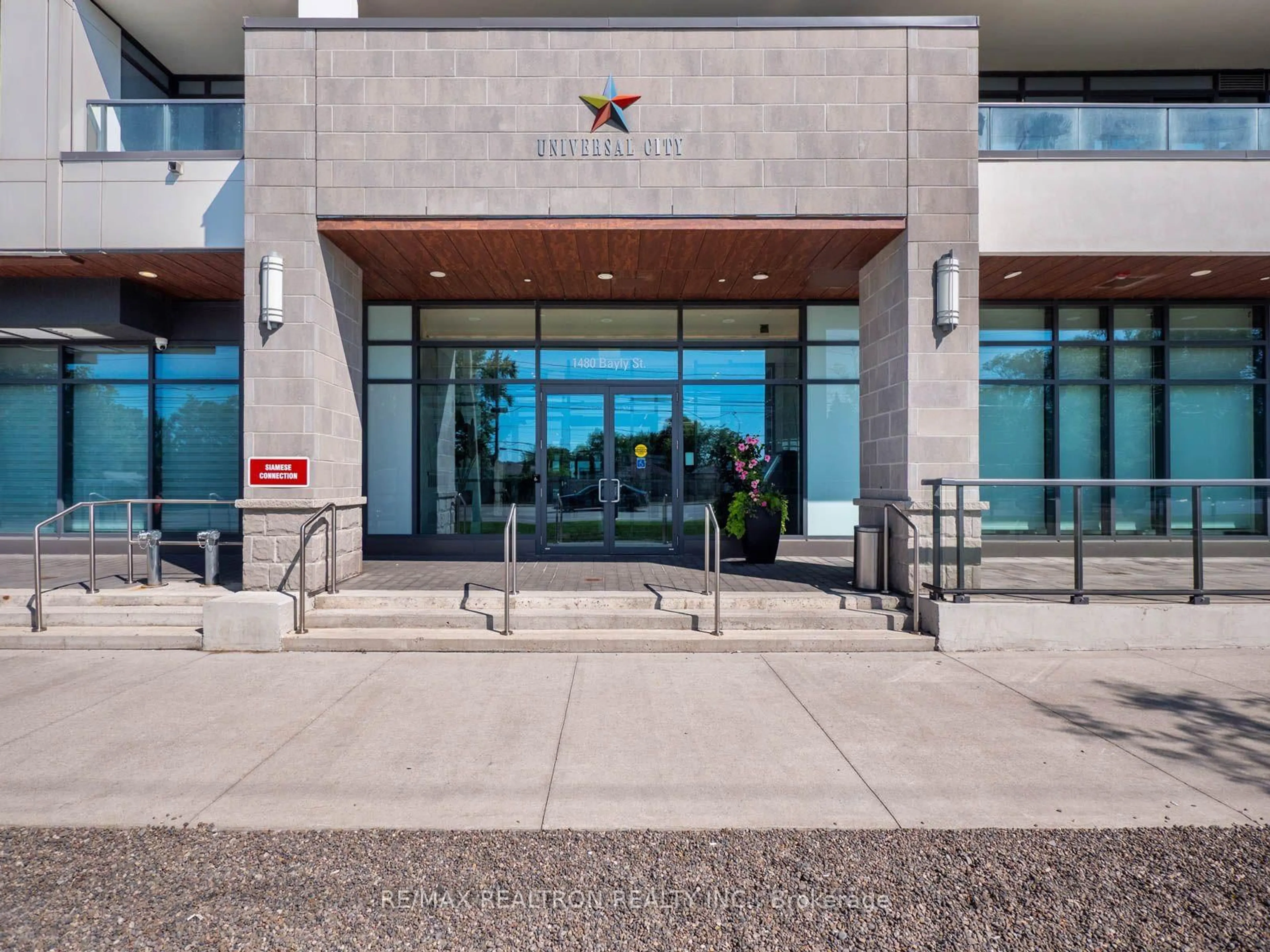 Lobby for 1480 Bayly St #612, Pickering Ontario L1W 0C2