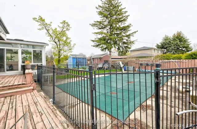 104 Pegasus Tr, Toronto 2