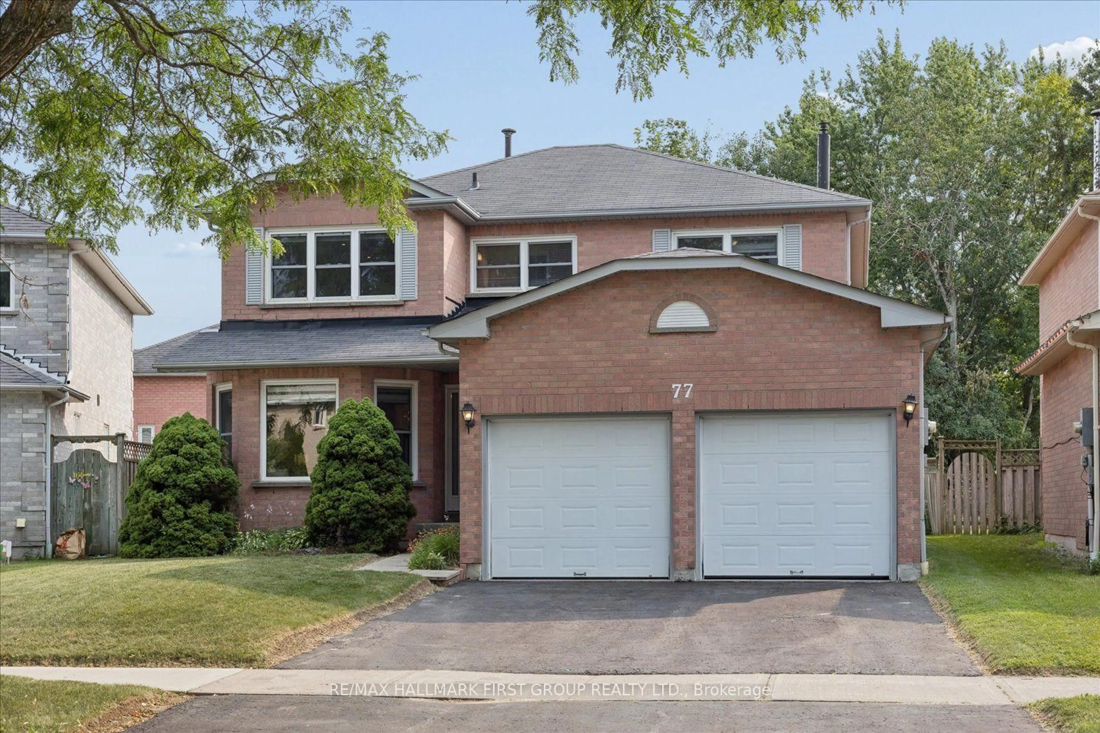 Home with brick exterior material, street for 77 Willowbrook Dr, Whitby Ontario L1R 2A8