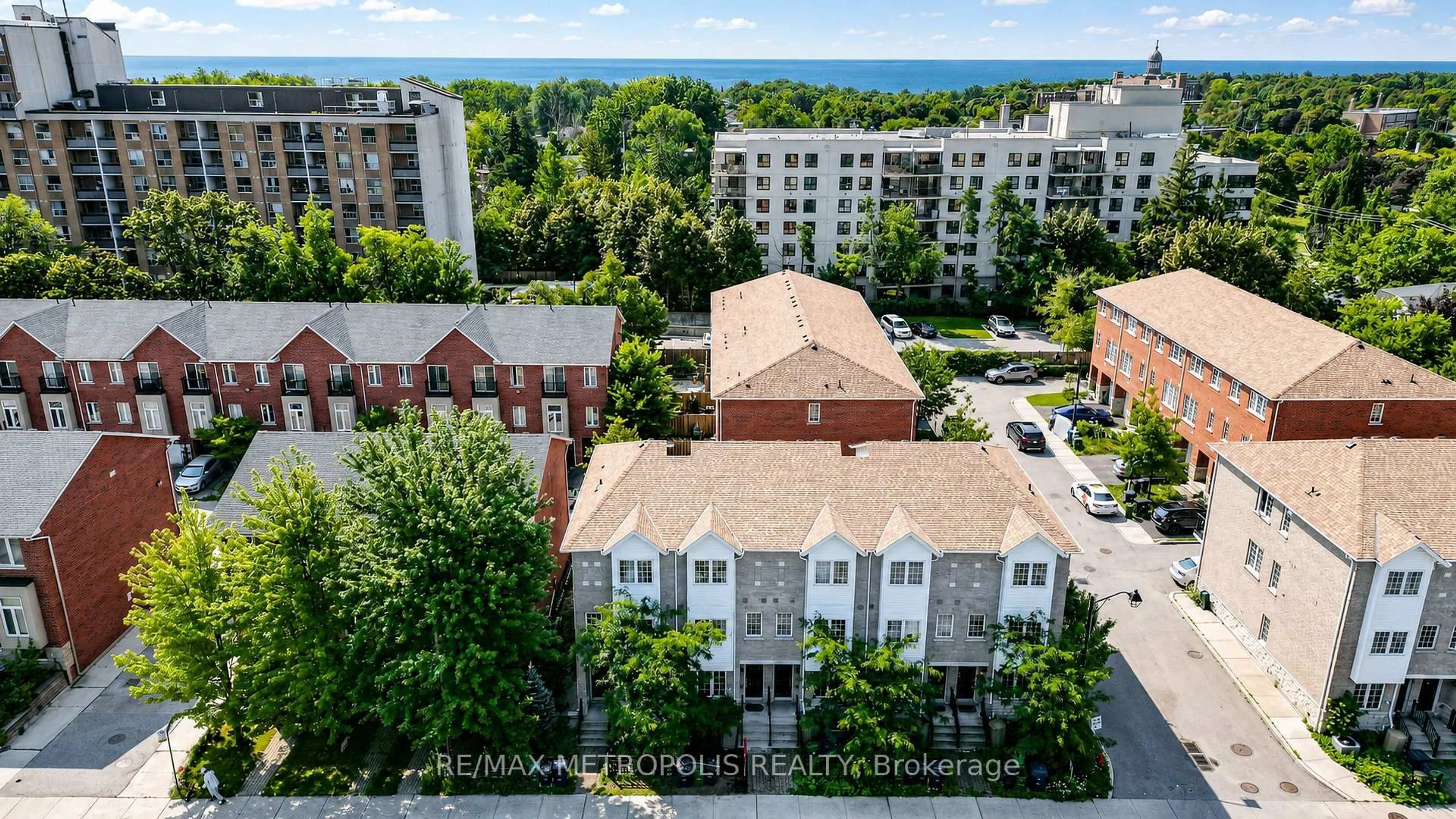 A pic from outside/outdoor area/front of a property/back of a property/a pic from drone, city buildings view from balcony for 3767B St Claire Ave, Toronto Ontario M1M 0C8