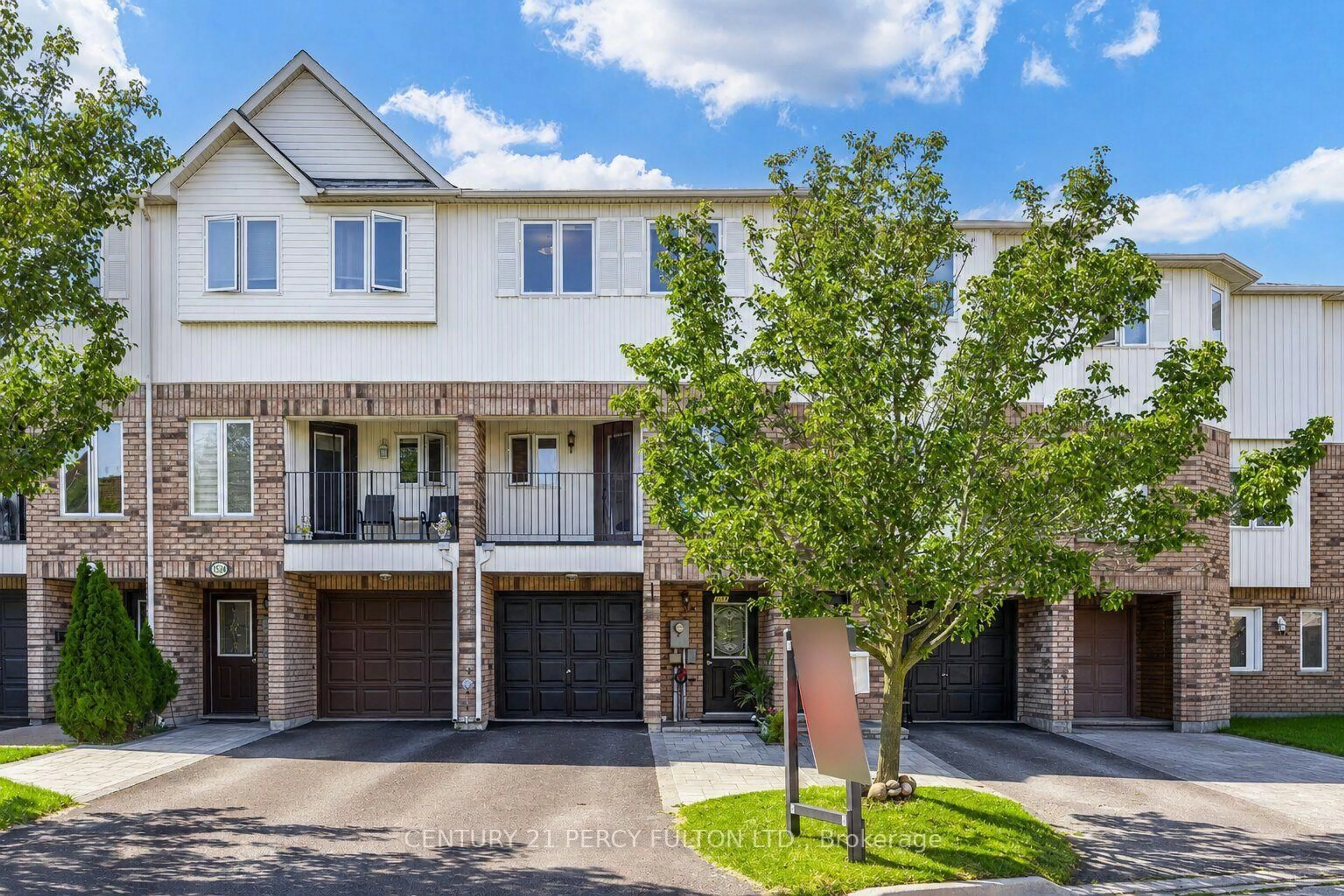 Unknown for 1532 Hummingbird Crt, Pickering Ontario L1V 7H9