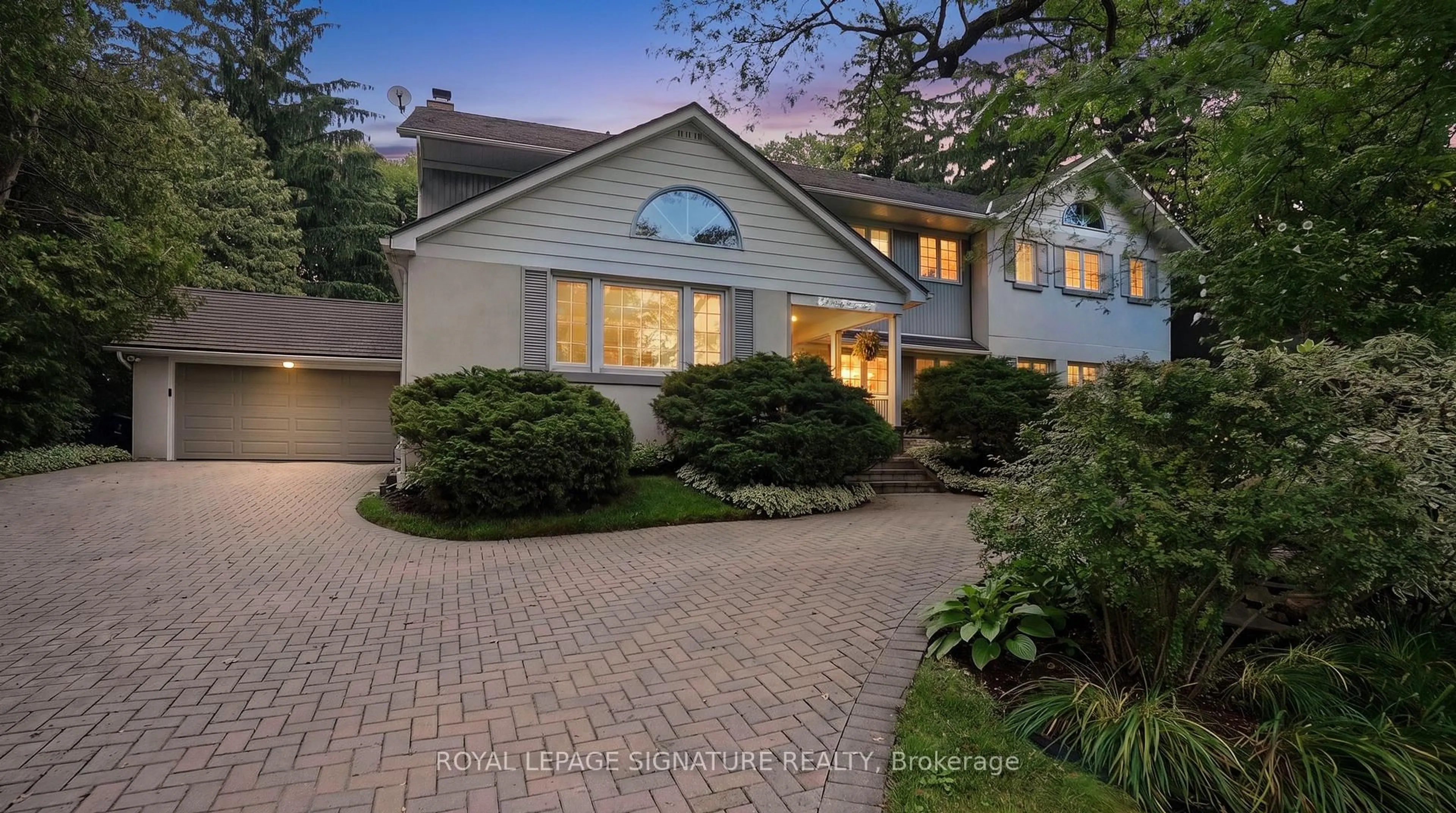 Home with brick exterior material, street for 8 Windy Ridge Dr, Toronto Ontario M1M 1H5
