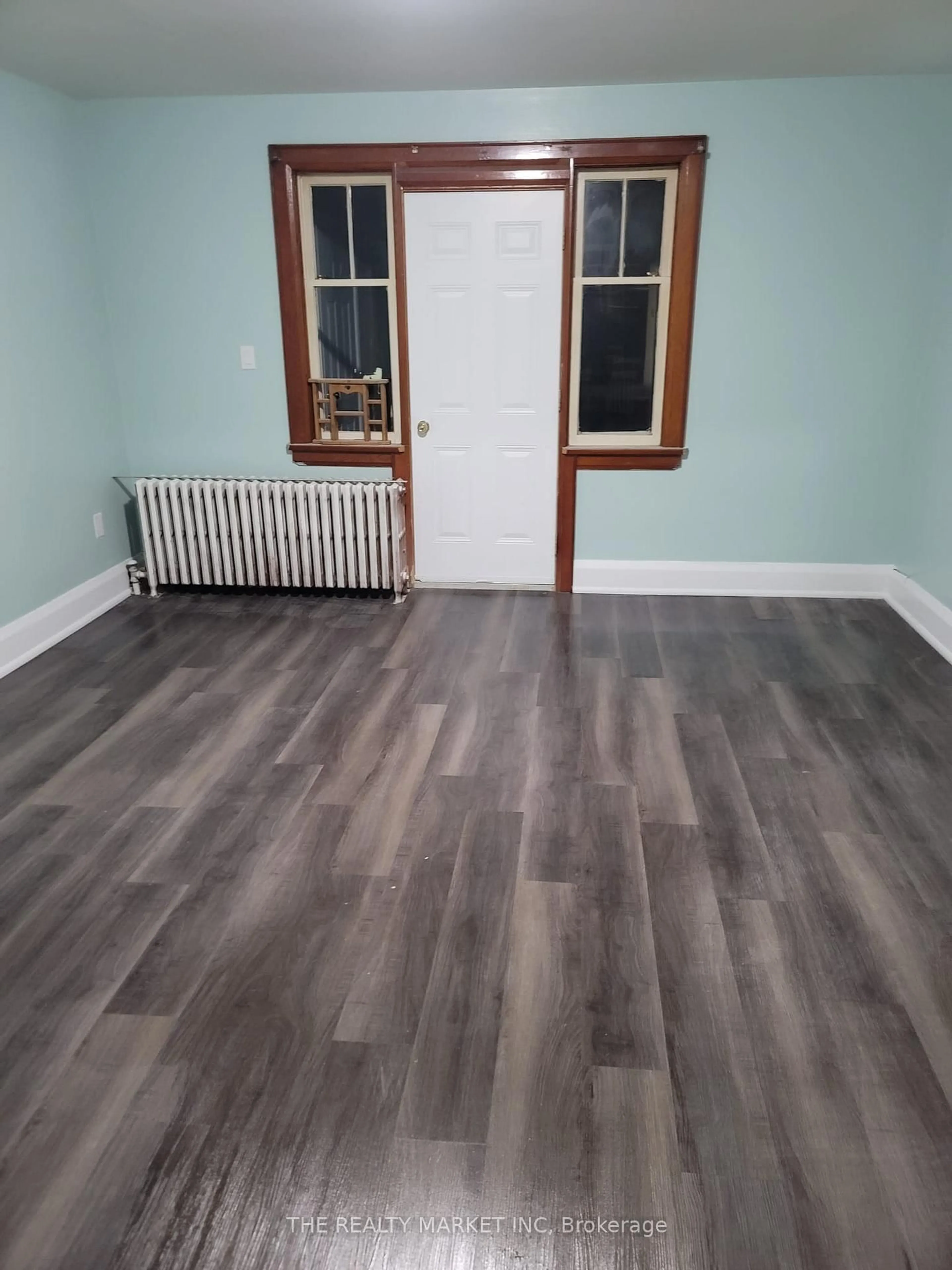 A pic of a room for 287 Verdun Rd, Oshawa Ontario L1H 5T1