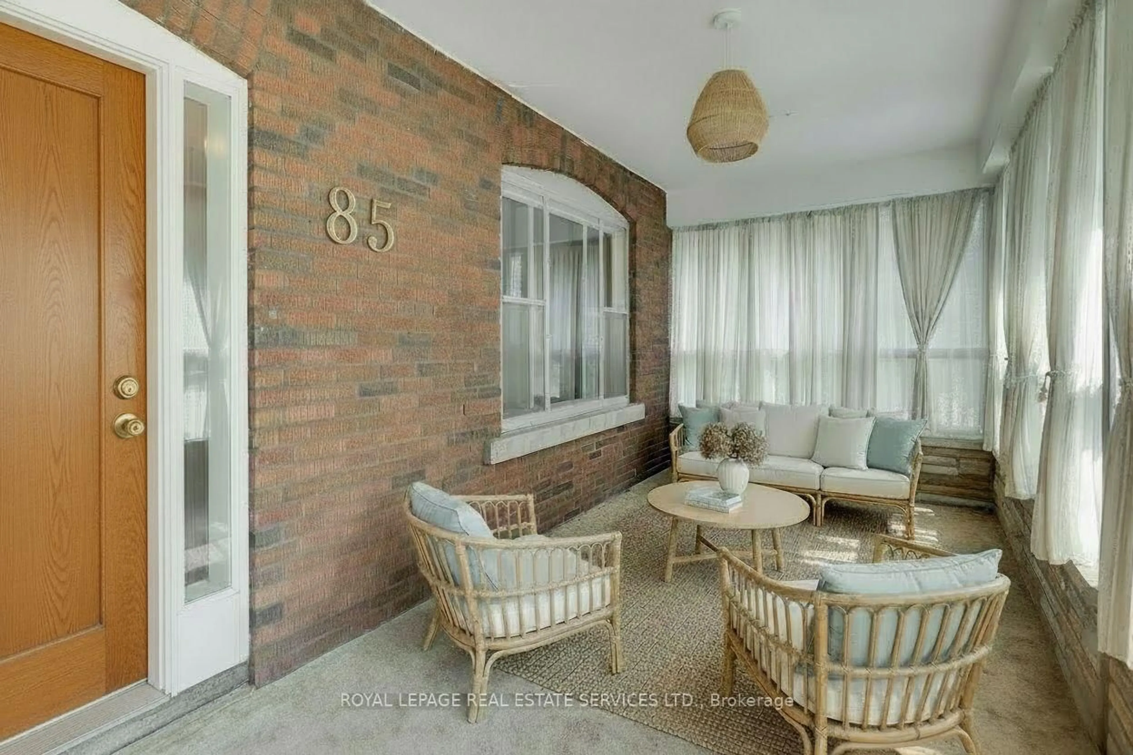 Patio, street for 85 Dawes Rd, Toronto Ontario M4C 5B2