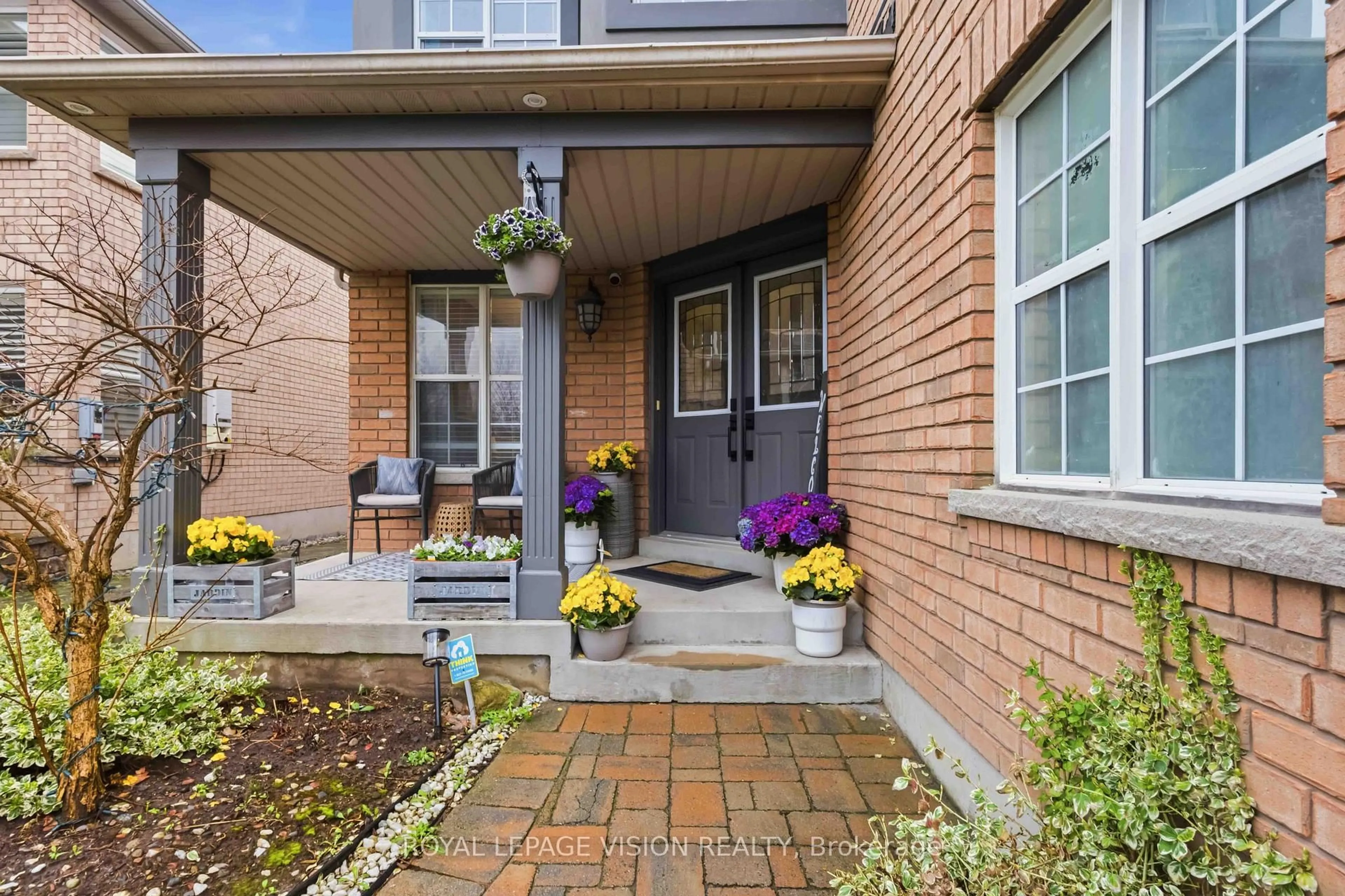 Unknown for 55 Medland Ave, Whitby Ontario L1P 1S7