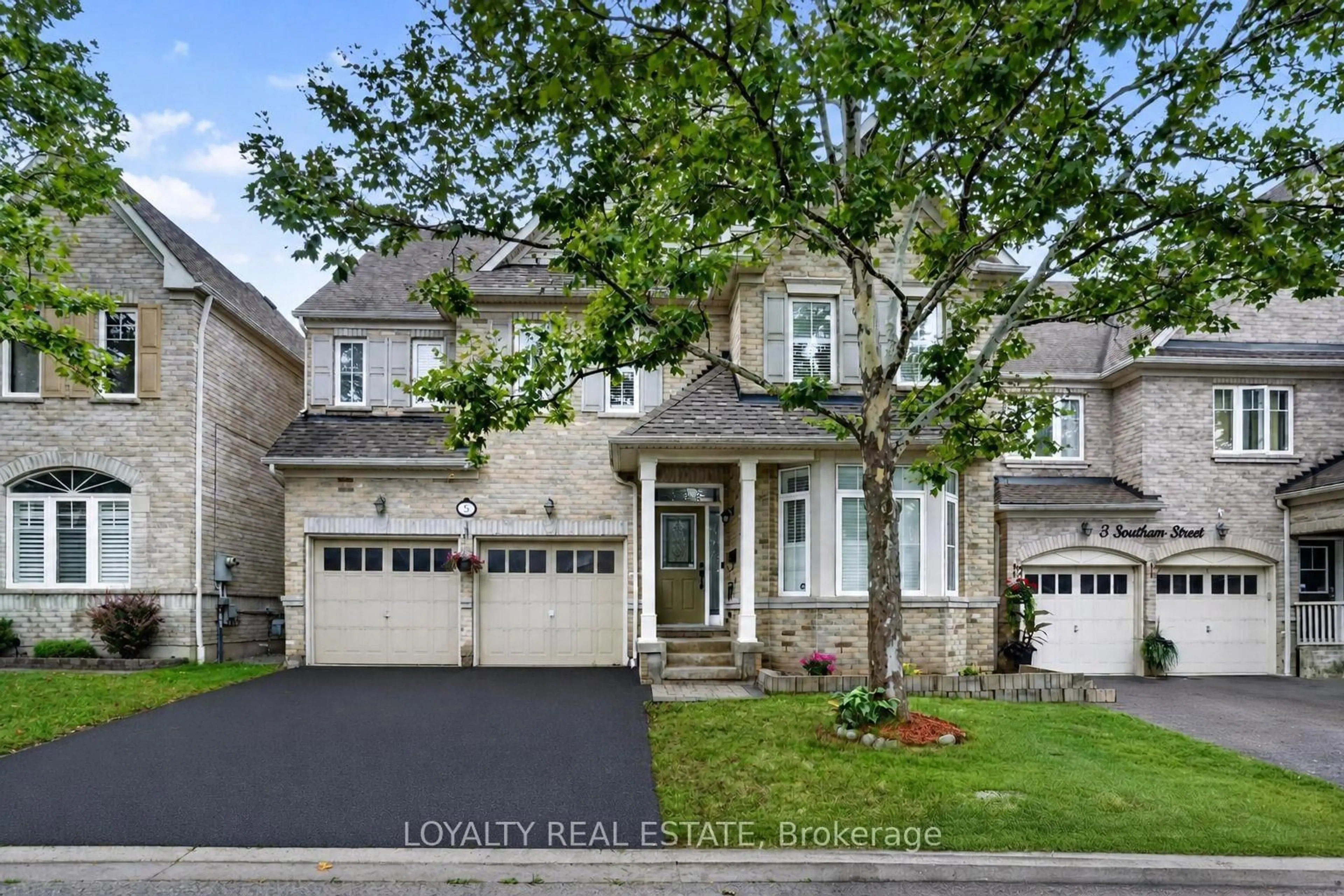 Unknown for 5 Southam St, Ajax Ontario L1Z 1R6