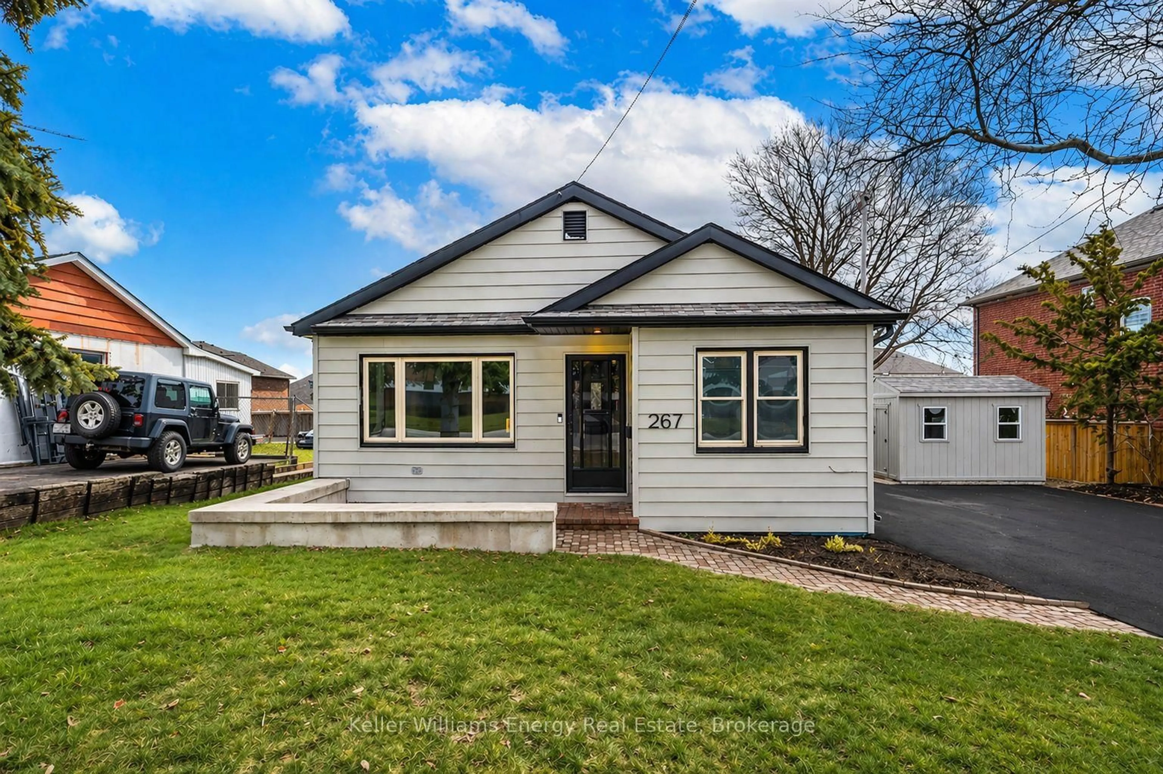Home with vinyl exterior material, street for 267 Liberty St, Clarington Ontario L1C 3Y6