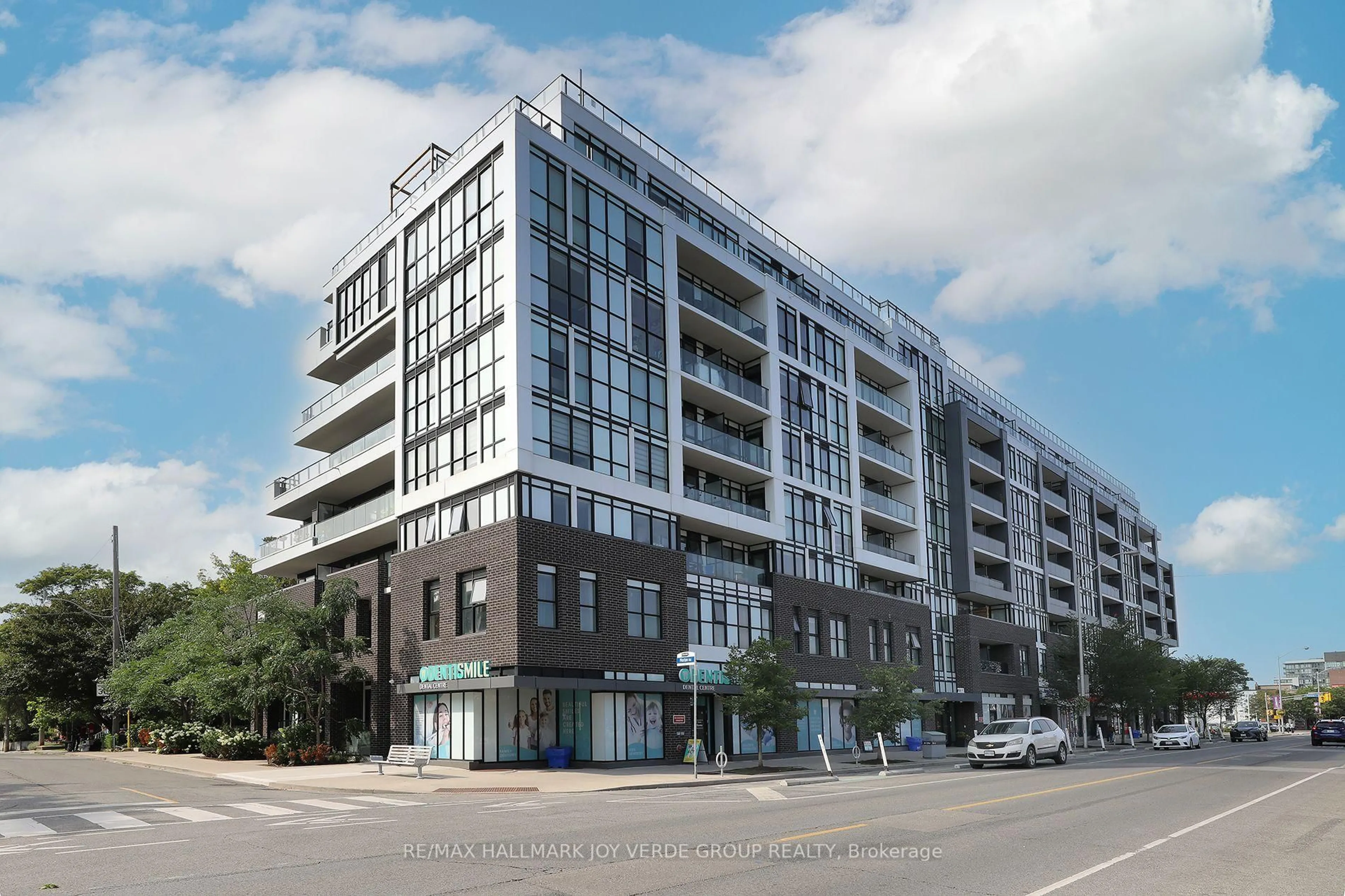 Blurry image for 2301 Danforth Ave #616, Toronto Ontario M4C 0A7