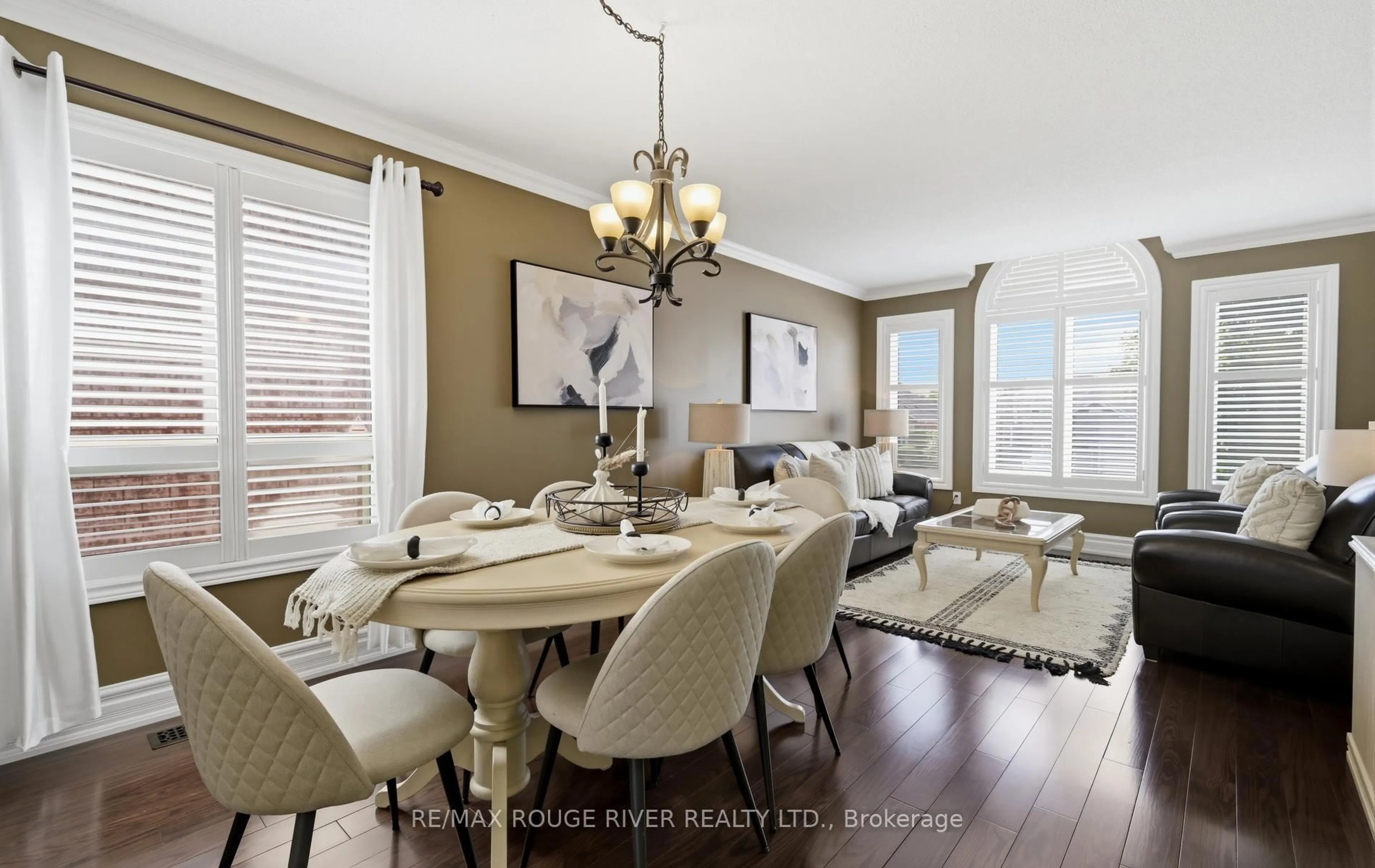 Dining room, wood/laminate floor for 32 Patrick Dr, Whitby Ontario L1R 2L2