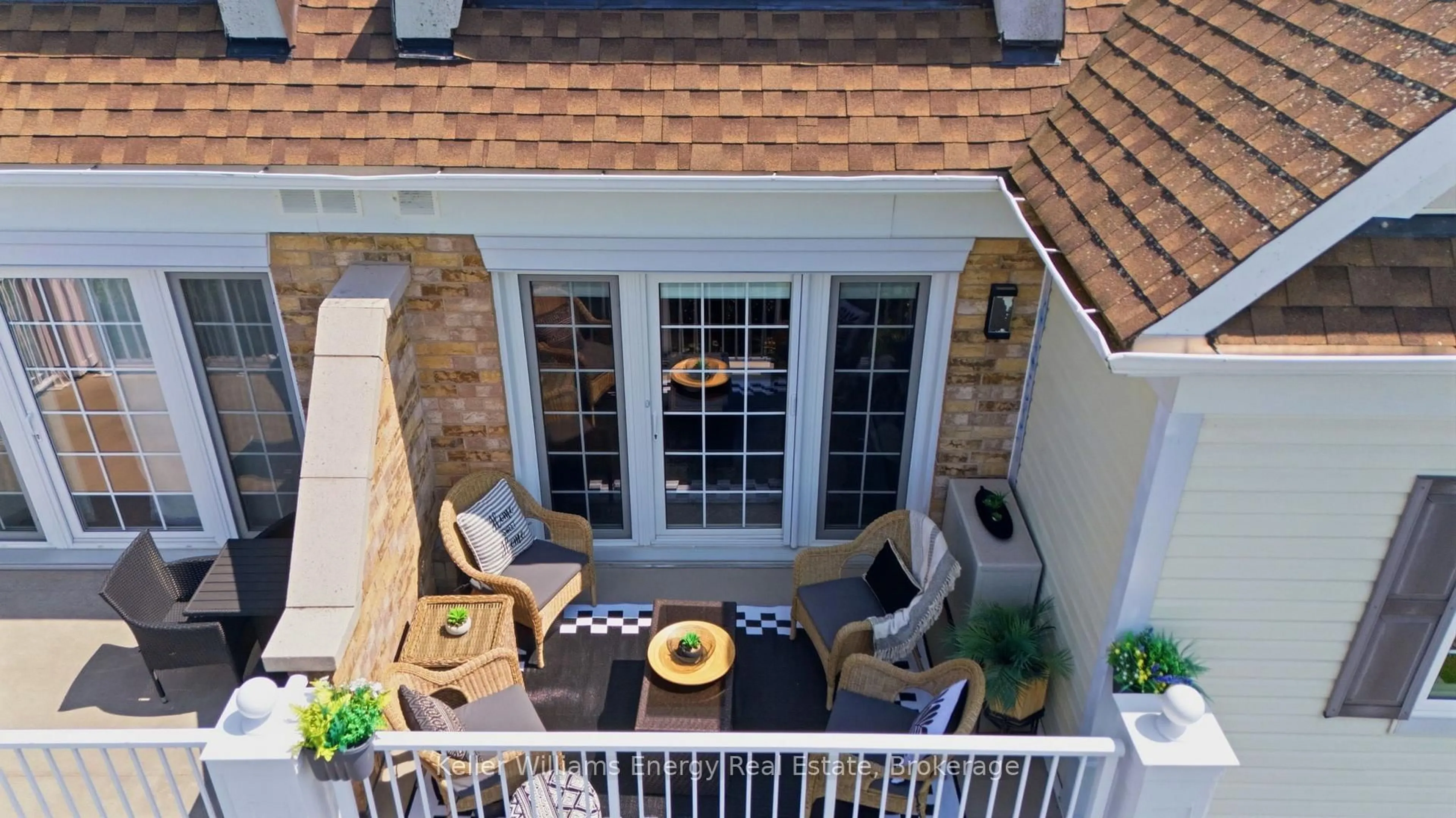 Patio, city buildings view from balcony for 395 LAKEBREEZE Dr #308, Clarington Ontario L1B 0A5