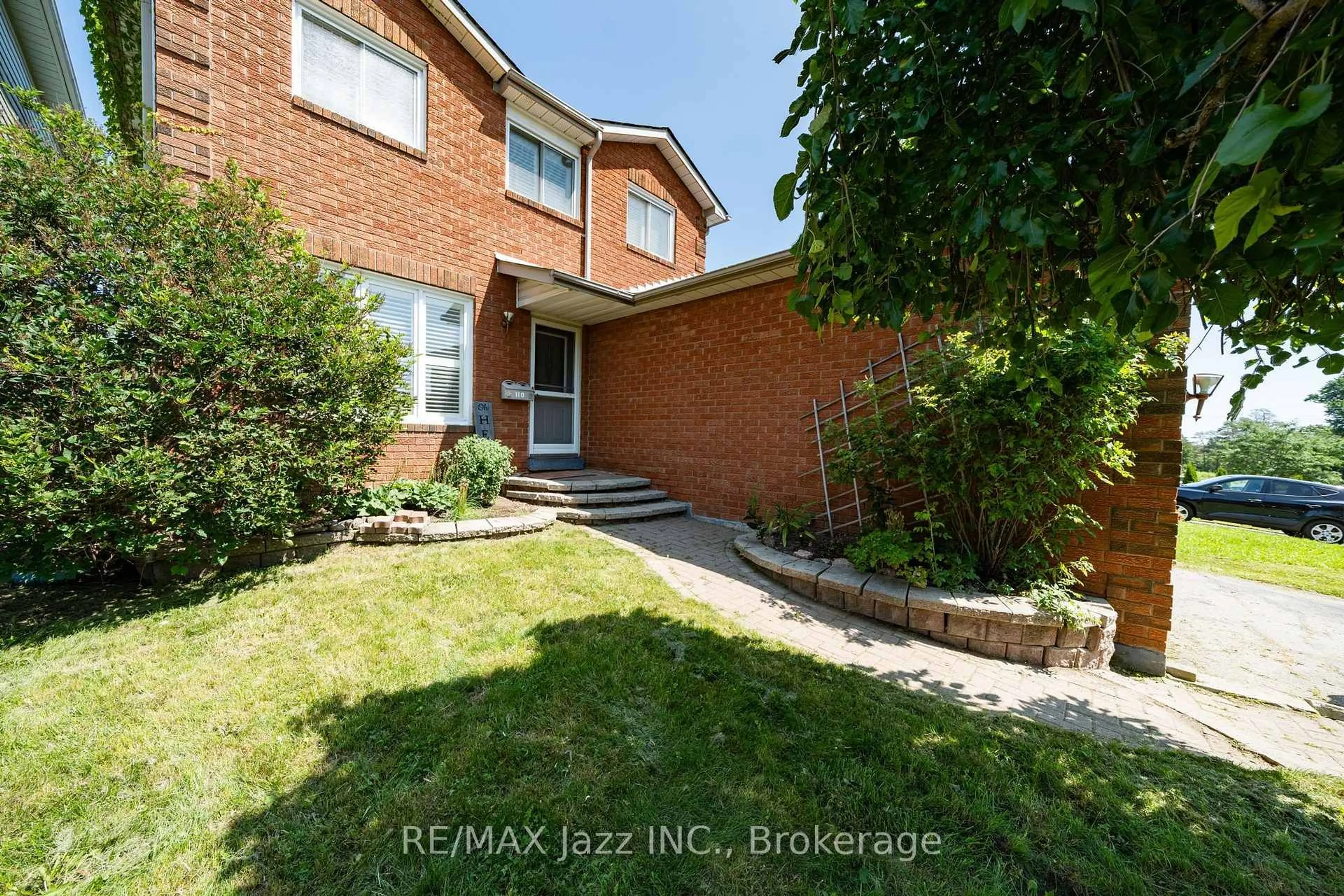 Home with brick exterior material, street for 110 Freeland Ave, Clarington Ontario L1C 4V6