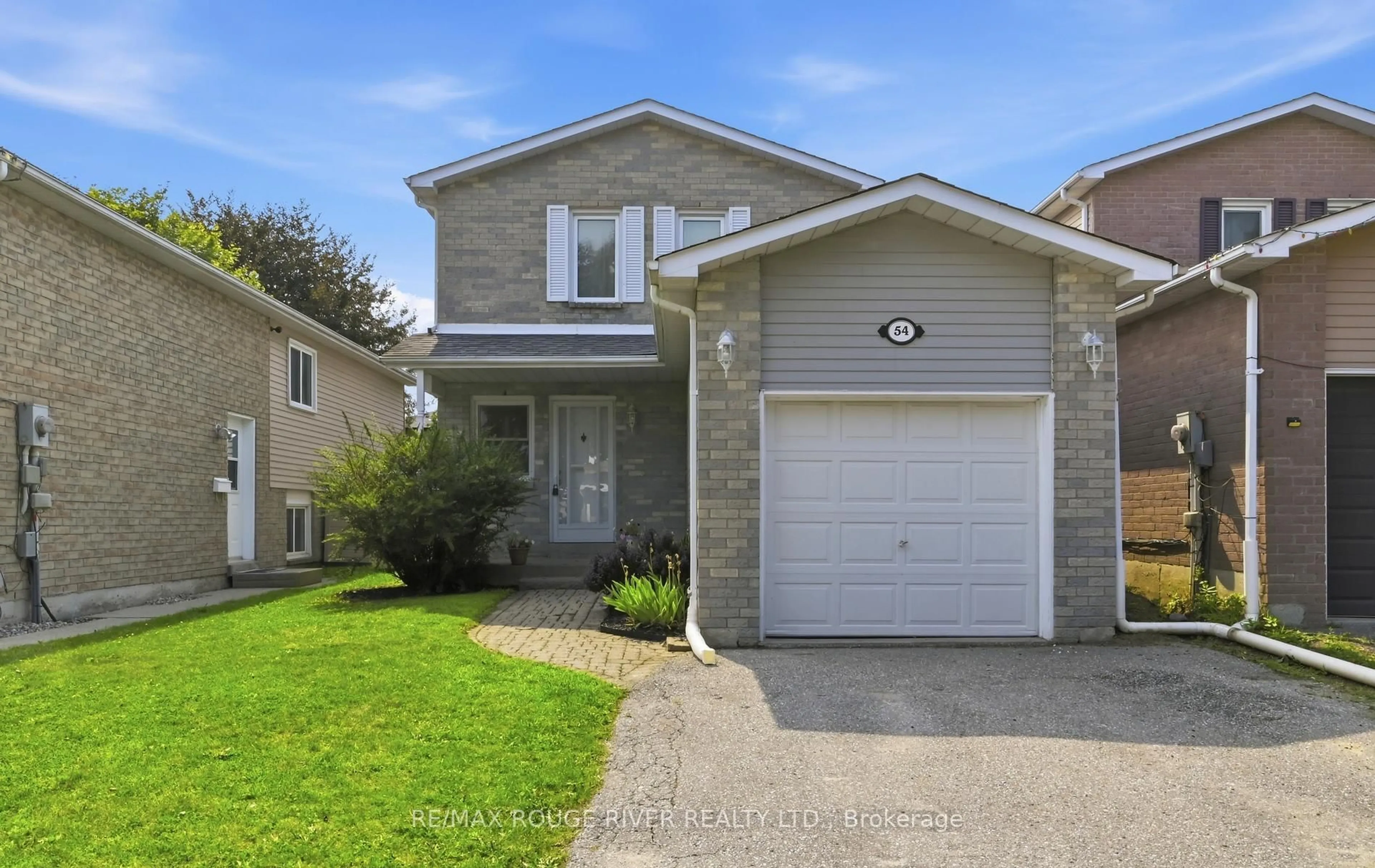Home with vinyl exterior material, street for 54 Firwood Ave, Clarington Ontario L1E 1R6