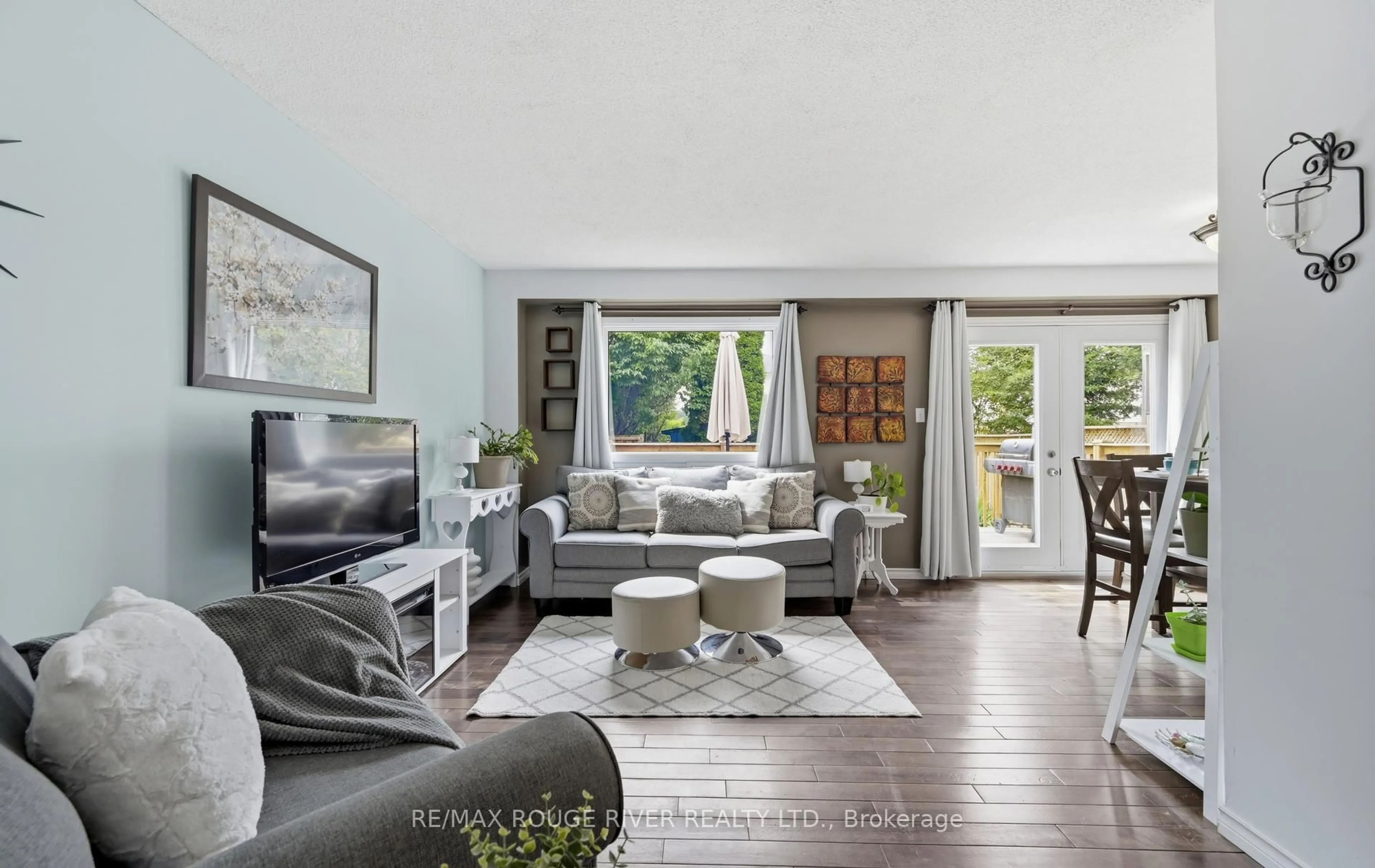 Living room with furniture, unknown for 54 Firwood Ave, Clarington Ontario L1E 1R6