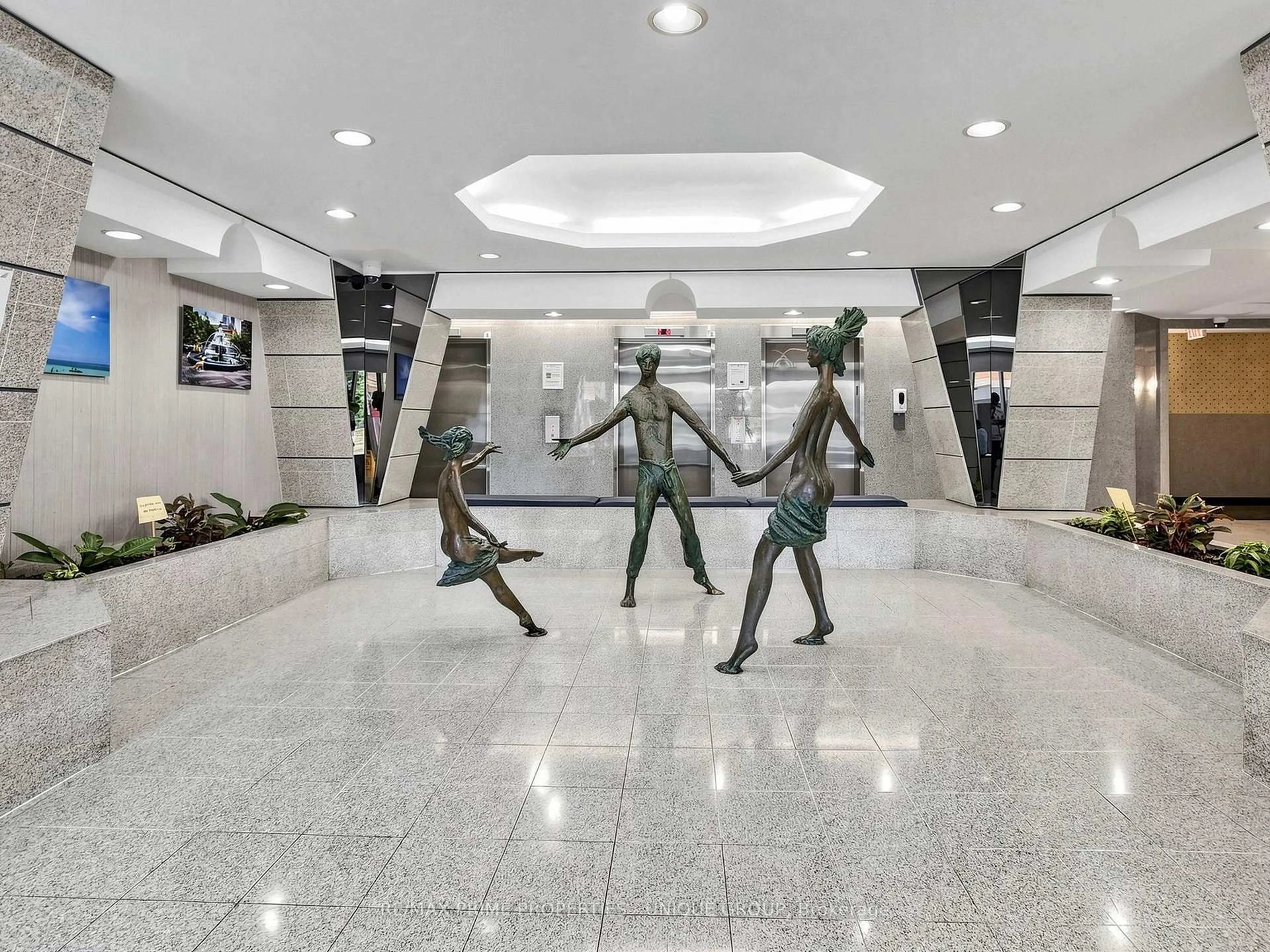 Lobby for 2460 Eglinton Ave #Ph12, Toronto Ontario M1K 5J7