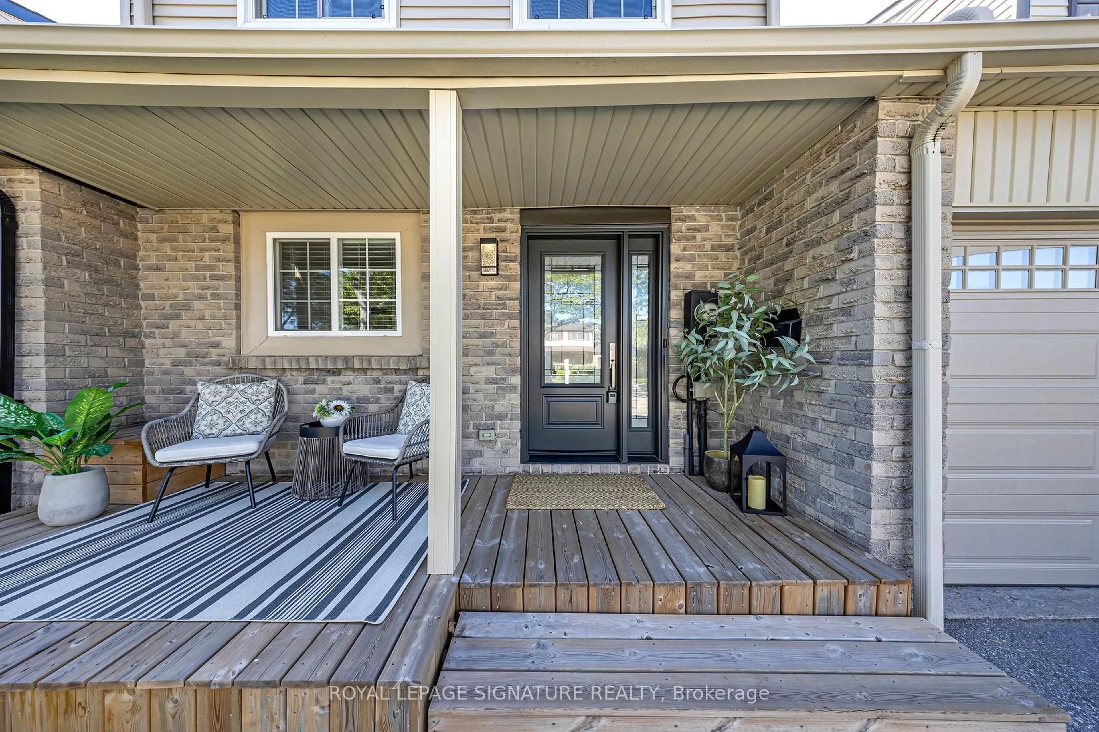 Indoor entryway for 53 Banner Cres, Ajax Ontario L1S 3S8